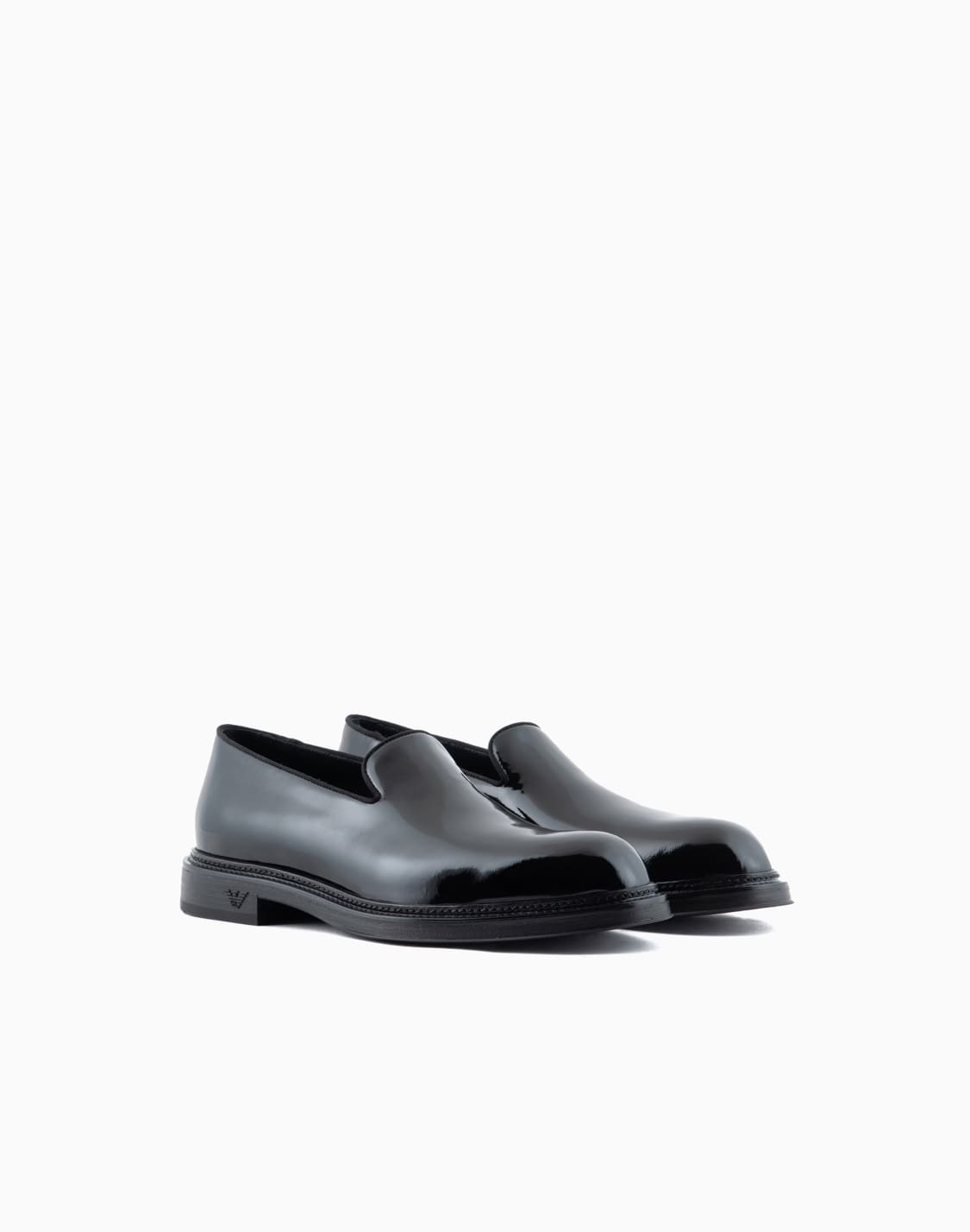 mocasines-tipo-slipper-de-charol-negro--emporio-armani