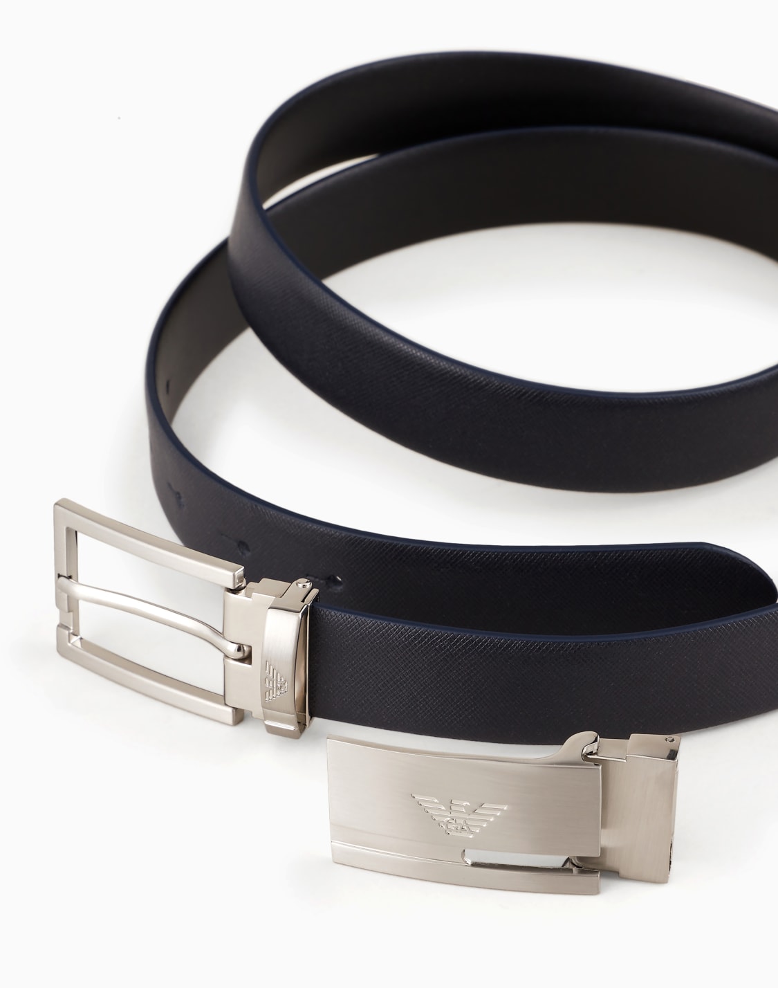 reversible-belt-in-two-tone-leather-with-all-over-embossed-eagle-black--emporio-armani
