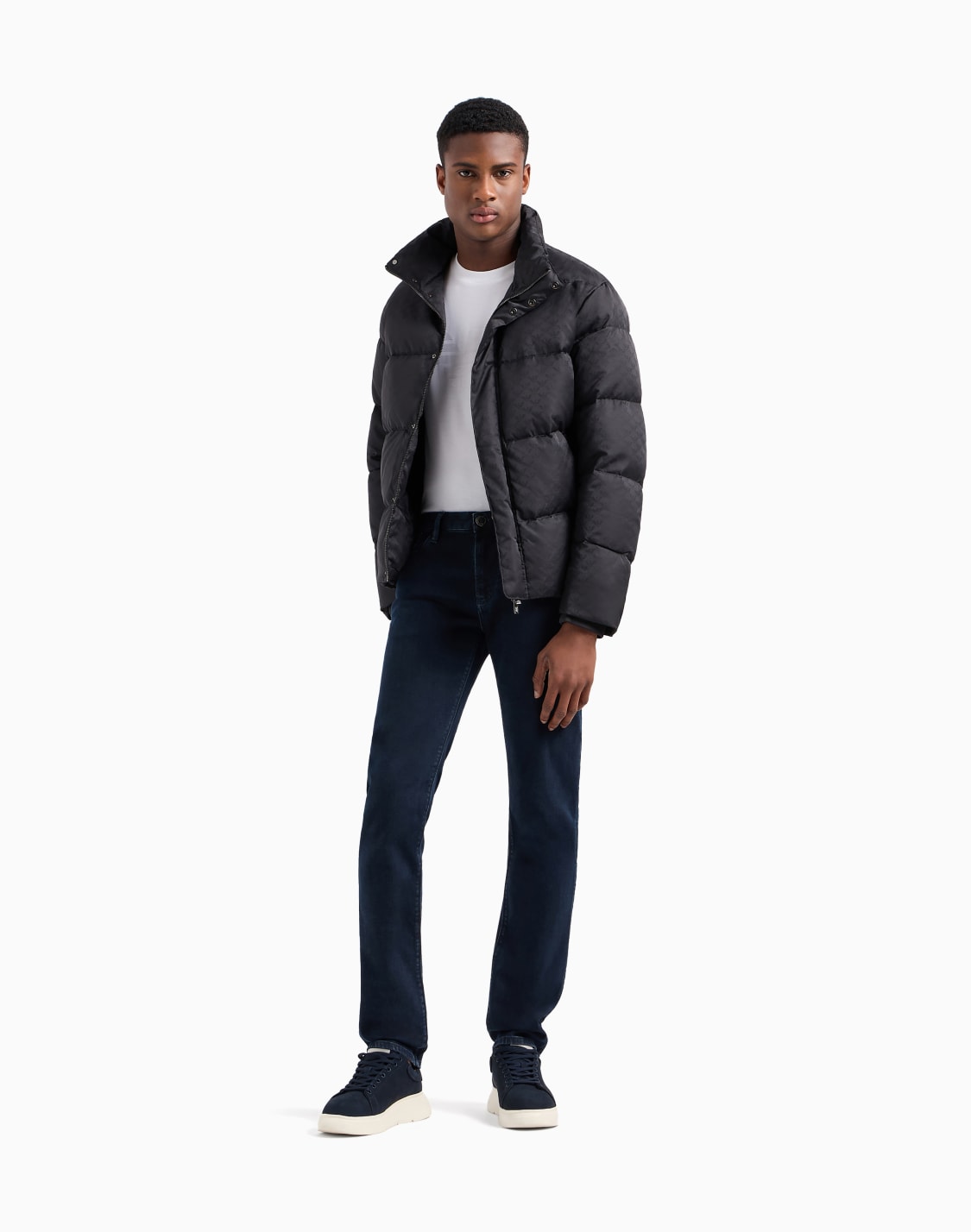 jeans-j06-slim-fit-in-comfort-denim-105-oz-washed-blu--emporio-armani