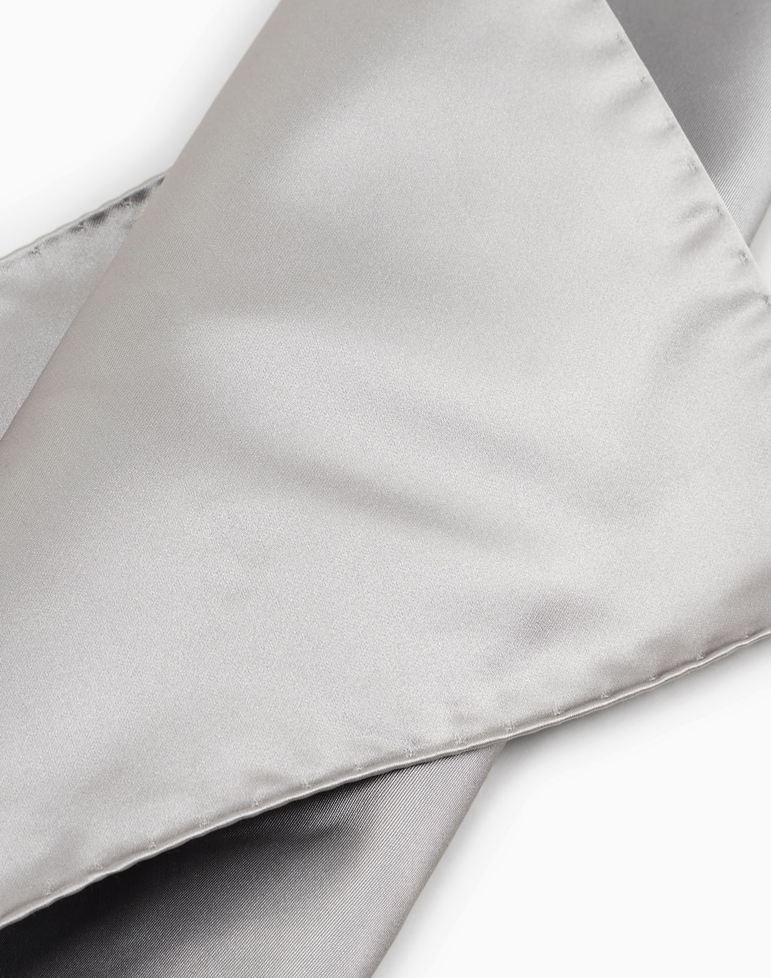 pure-silk-pocket-square-with-jacquard-micro-motif-silver--emporio-armani