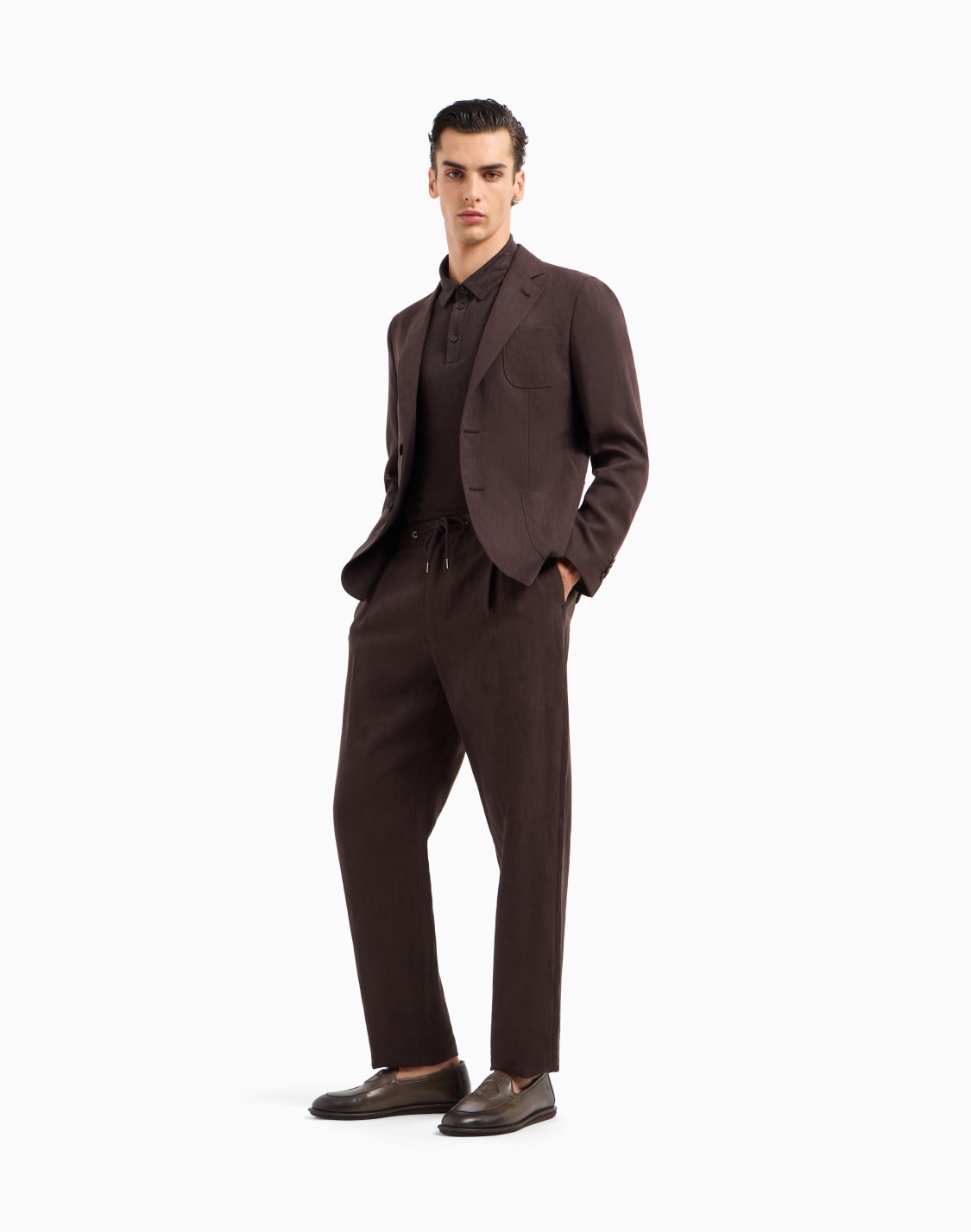 pantaloni-a-una-pince-in-tela-di-puro-lino-marrone--giorgio-armani