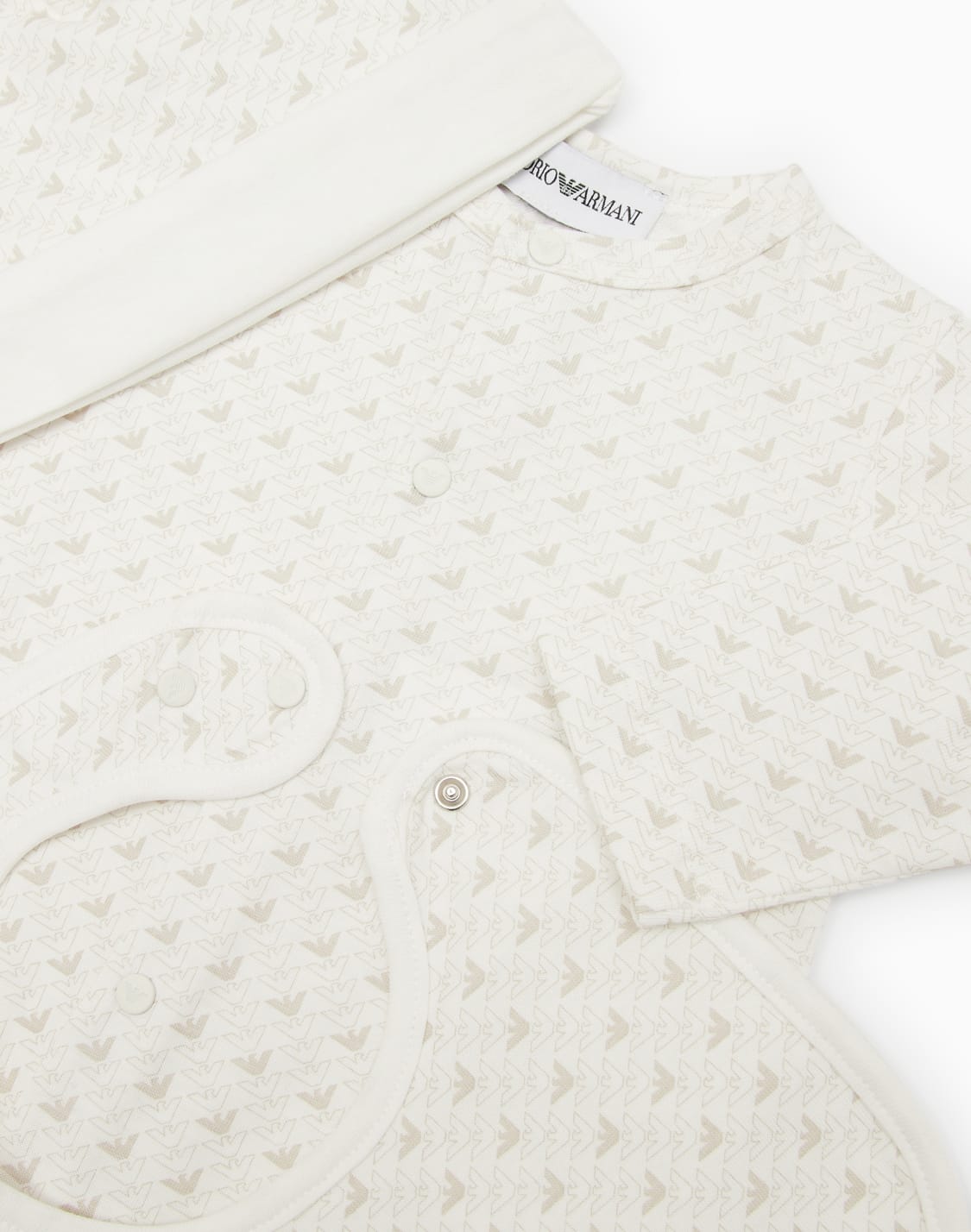 jersey-onesie-bib-and-beanie-gift-set-with-op-art-eagles-beige--emporio-armani