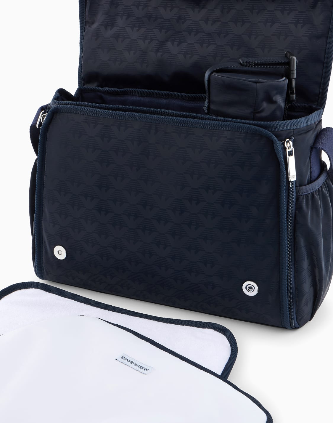 set-mummy-bag-con-logo-eagle-all-over-blu--emporio-armani