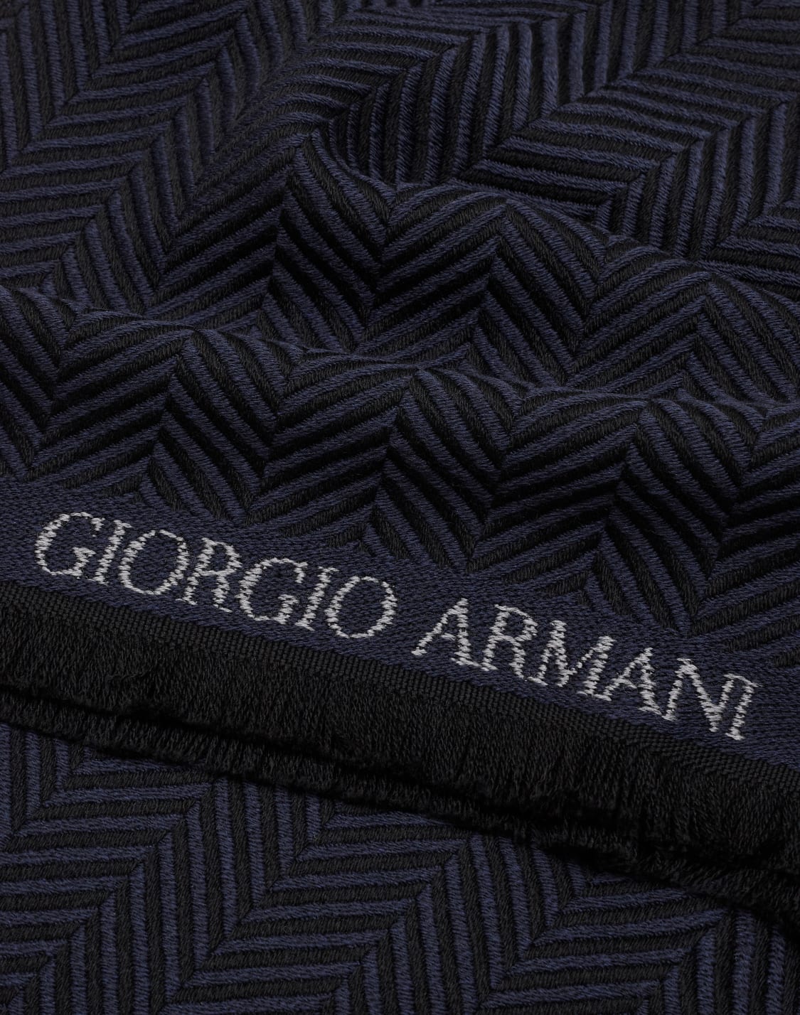 chevron-jacquard-wool-scarf-blue--giorgio-armani