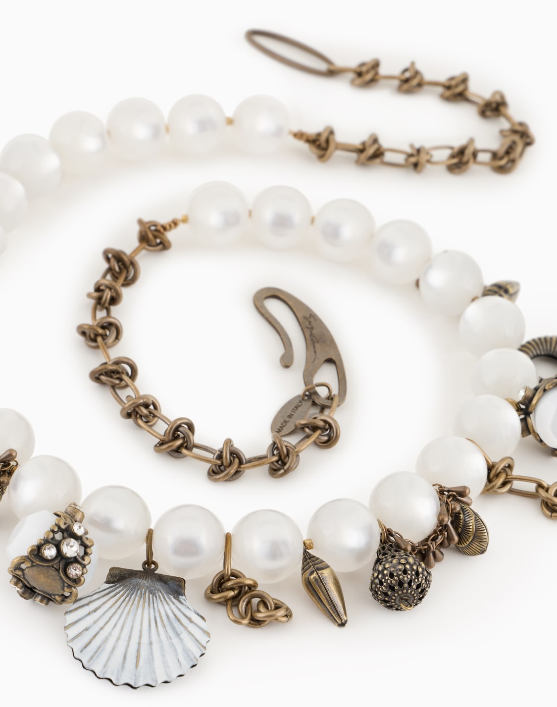 collar-tipo-gargantilla-de-resina-con-colgantes-de-latn-blanco--giorgio-armani