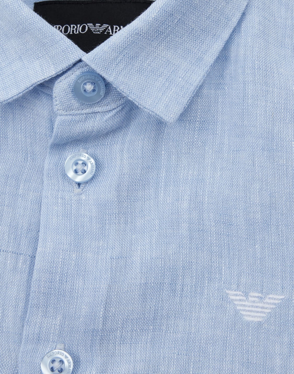 camicia-in-lino-con-ricamo-aquila-azzurro--emporio-armani