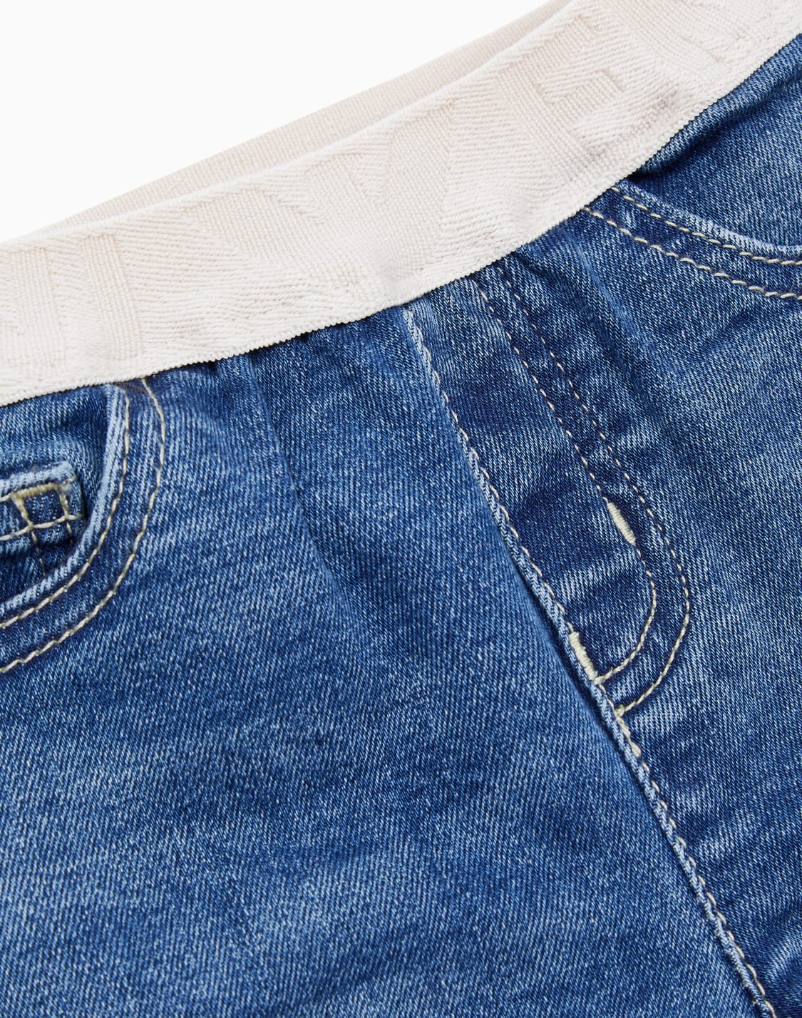 vaqueros-de-denim-con-banda-elstica-con-logotipo-azul--emporio-armani