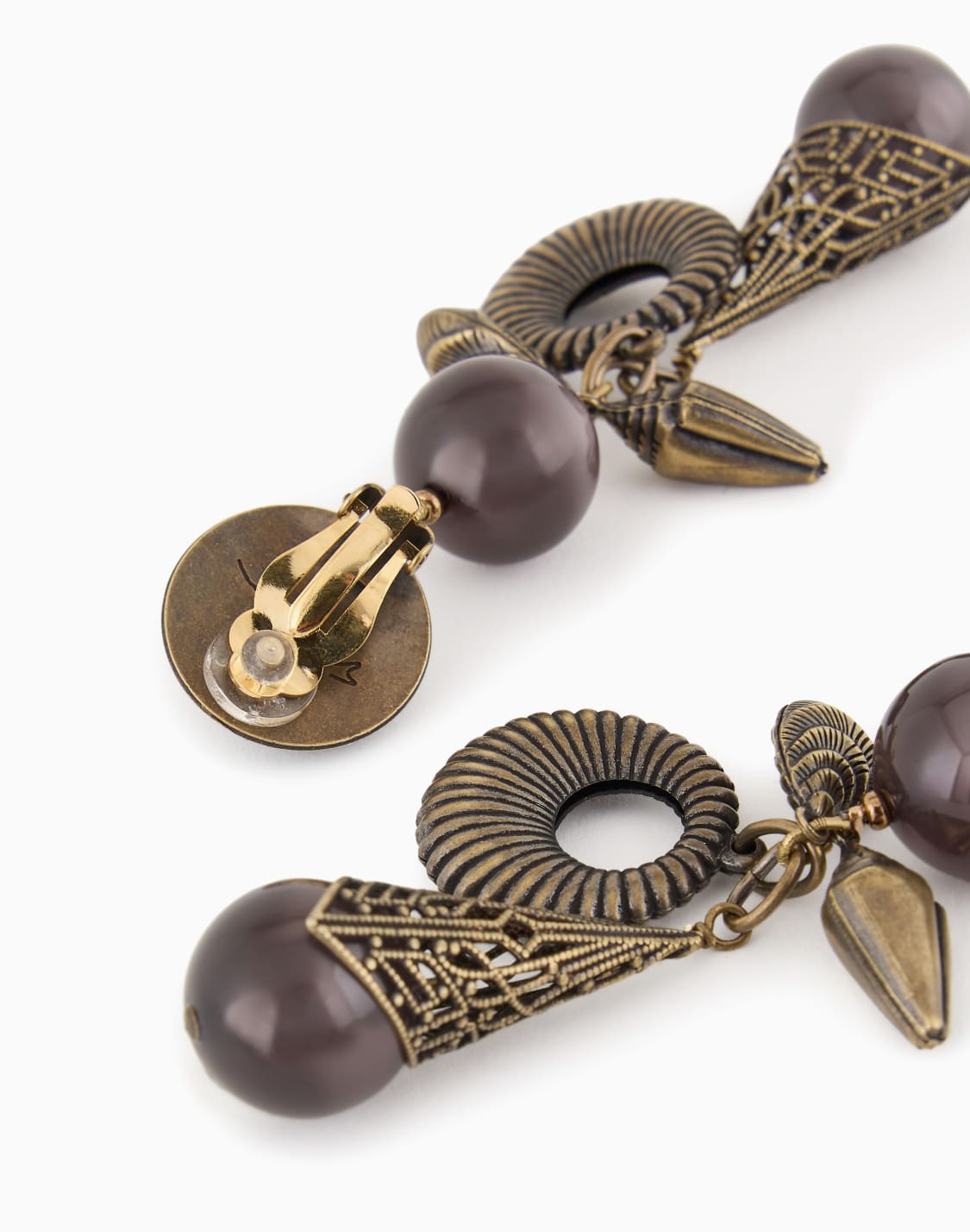 resin-and-brass-pendant-earrings-black--giorgio-armani