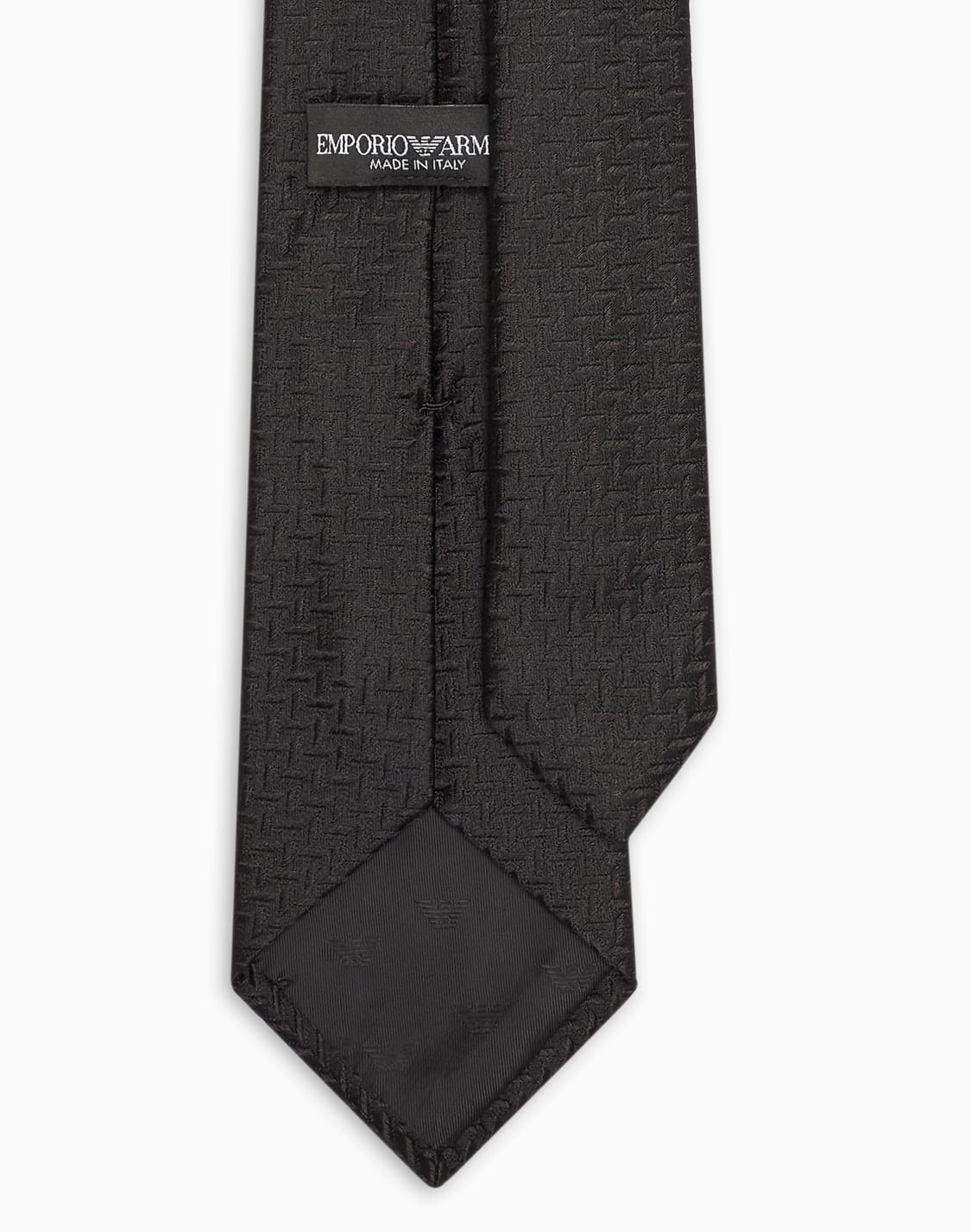 silk-blend-tie-with-jacquard-chevron-motif-black--emporio-armani