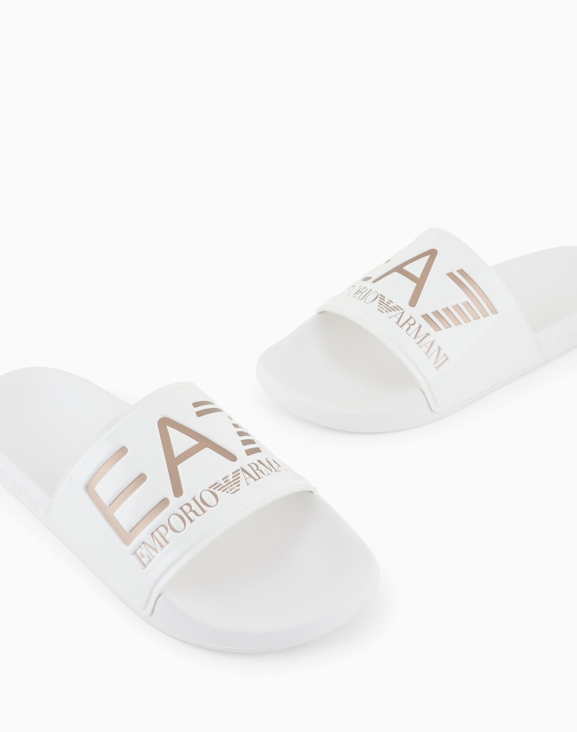 slides-with-oversized-logo-white--ea7