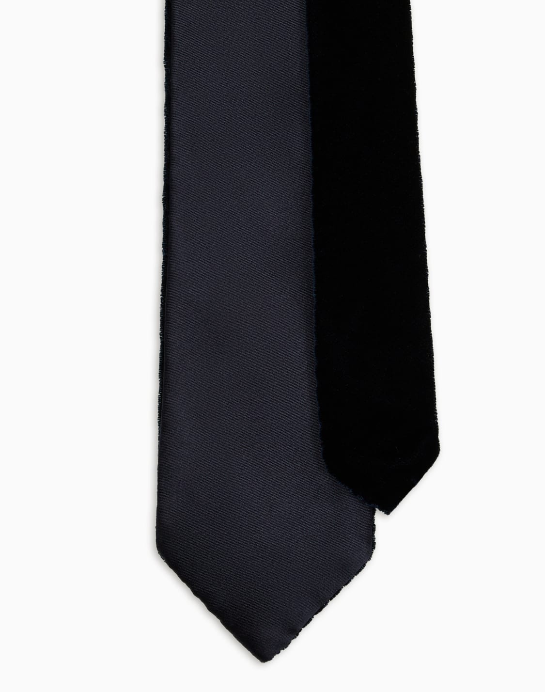 corbata-de-terciopelo-de-cupro-azul-marino--giorgio-armani