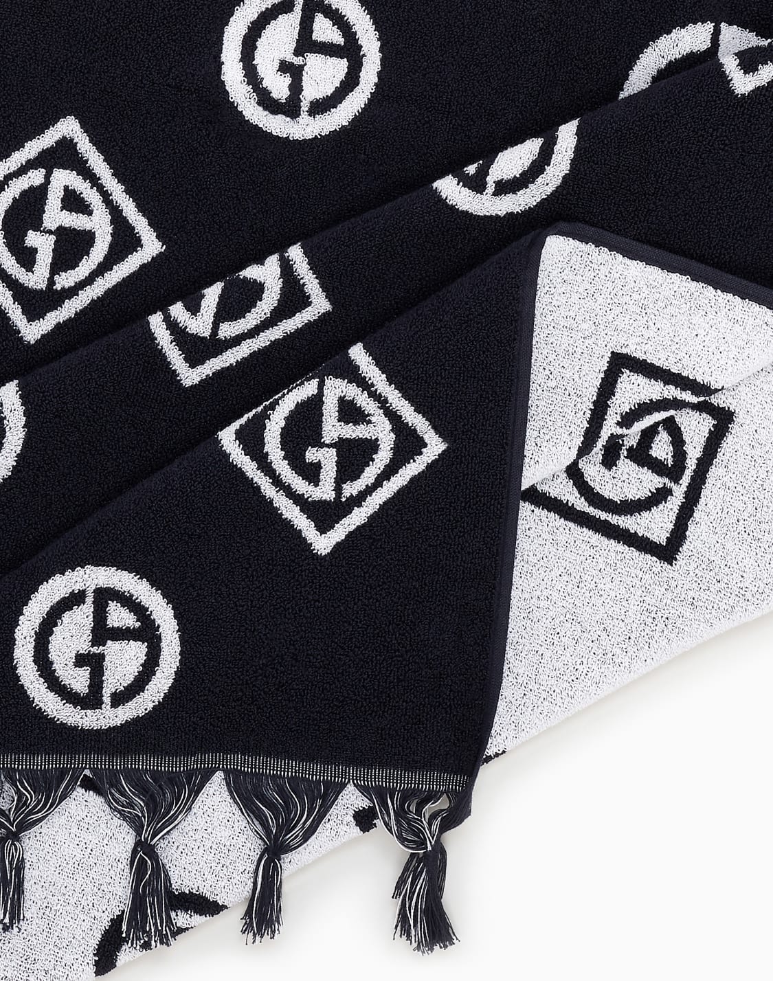 toalla-de-playa-de-rizo-de-algodn-con-logotipo-integral-en-tejido-jacquard-azul--giorgio-armani