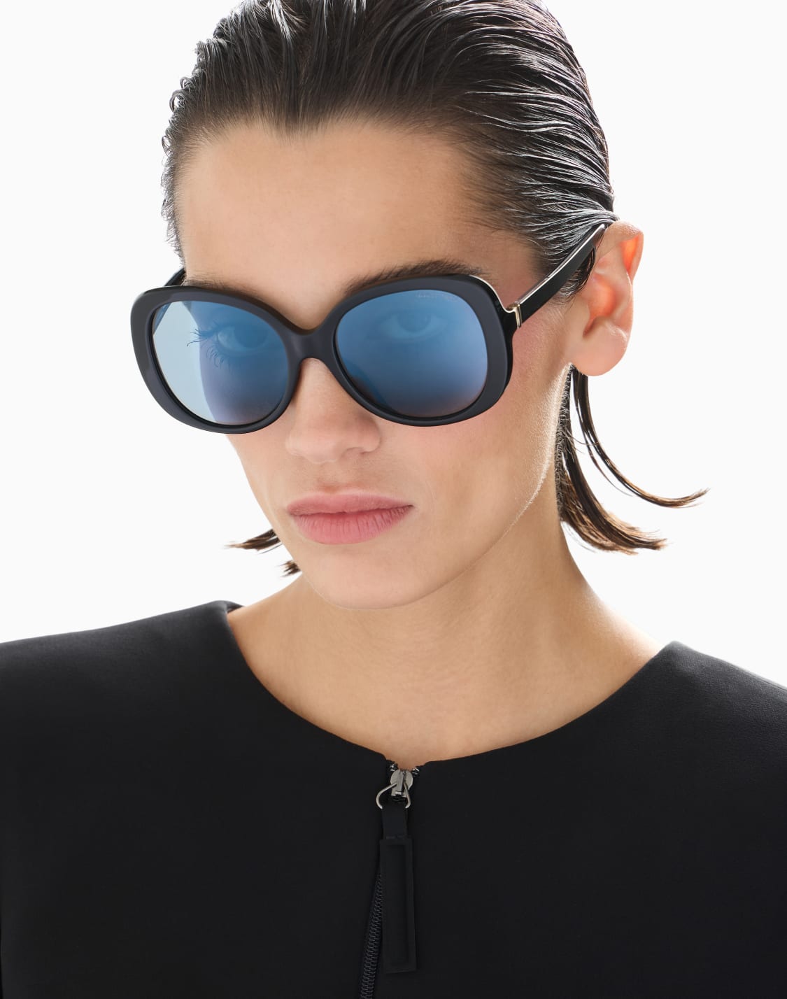 occhiali-da-sole-donna-forma-tonda-nero--giorgio-armani