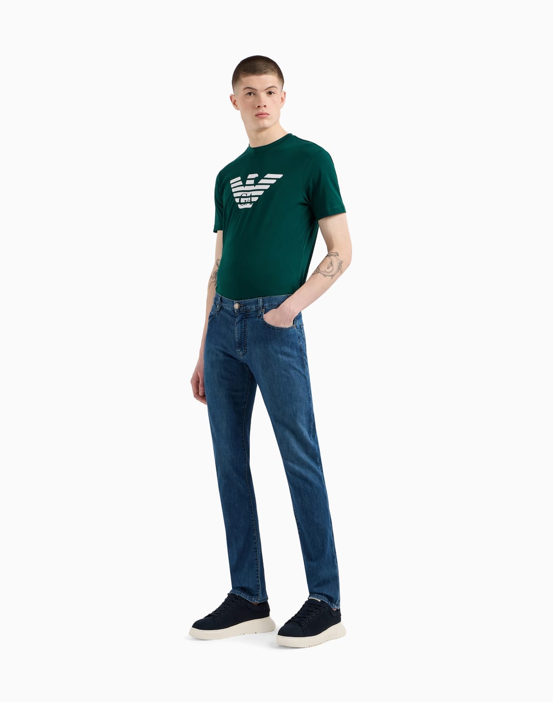 vaqueros-j45-regular-fit-en-denim-de-8-onzas-con-lavado-efecto-usado-azul--emporio-armani