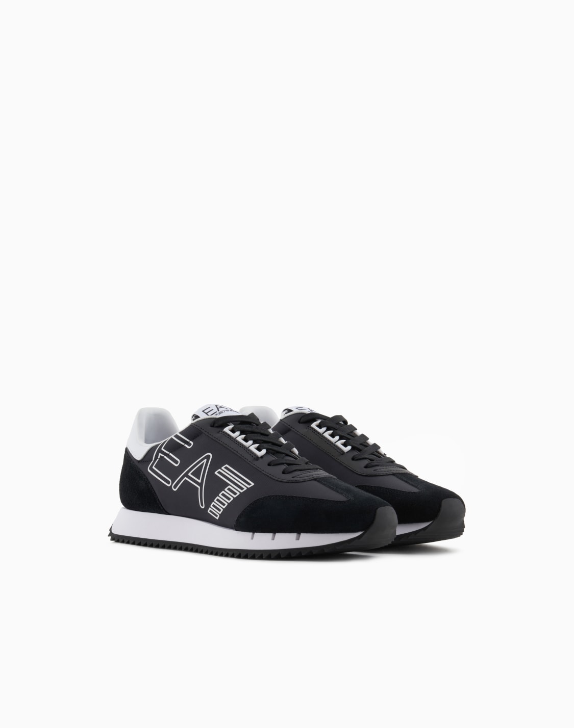 black-and-white-vintage-sneakers-black--ea7