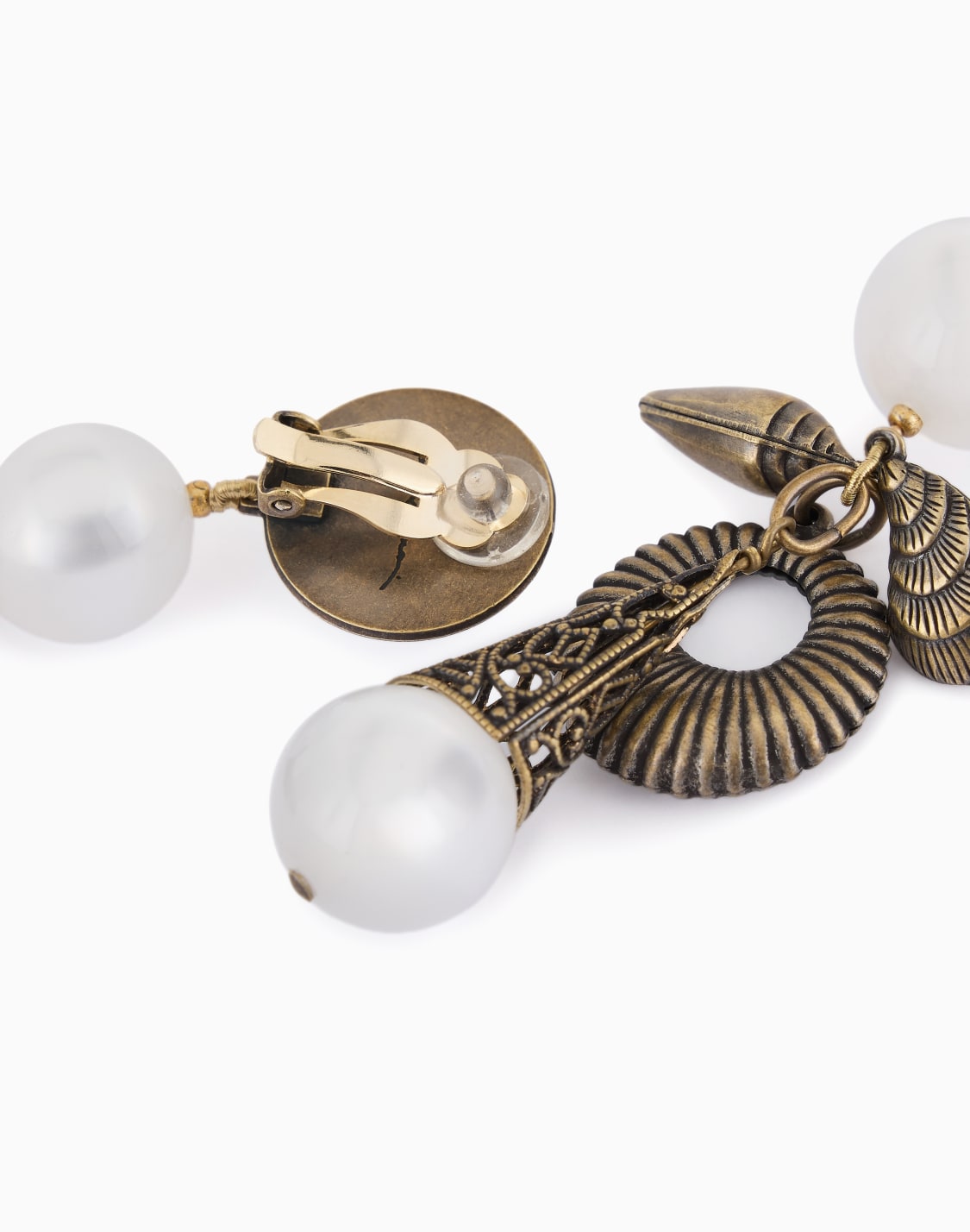 pendientes-colgantes-de-resina-y-latn-blanco--giorgio-armani