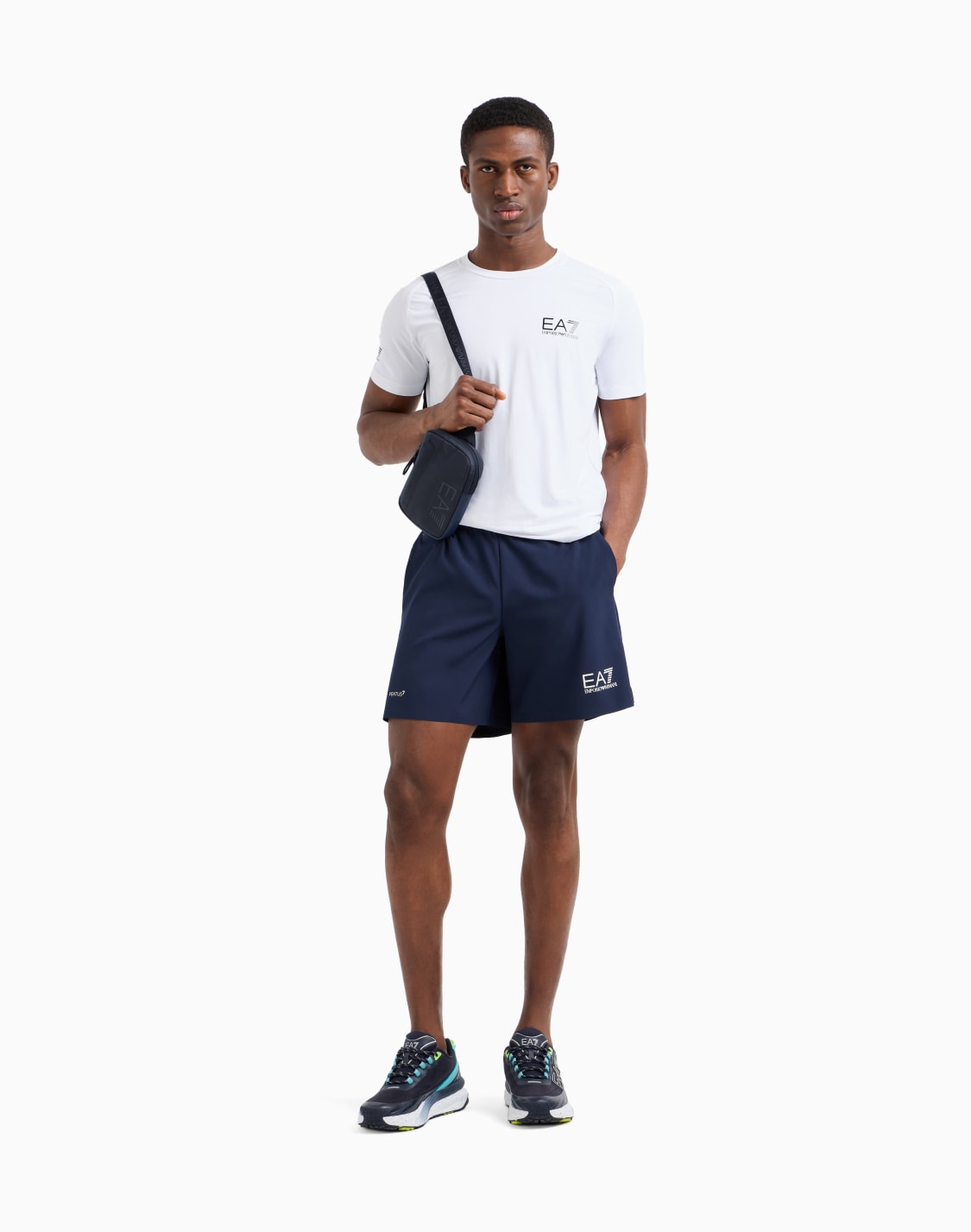 tennis-pro-shorts-in-ventus7-technical-fabric-navy-blue--ea7