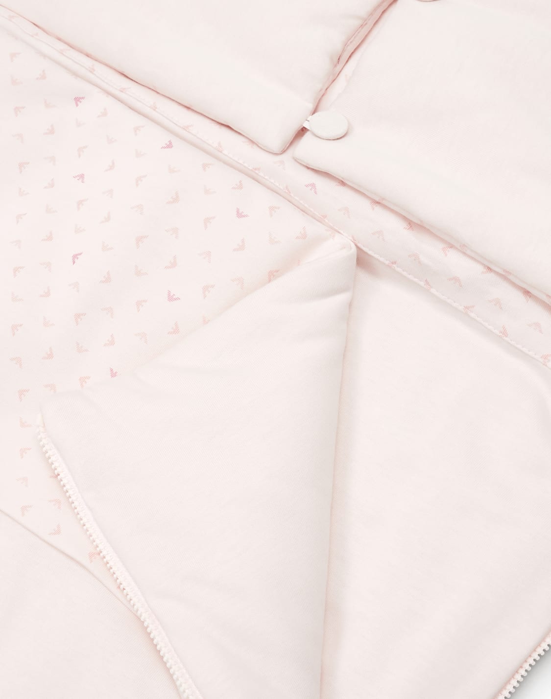 saco-de-dormir-con-estampado-de-guilas-con-efecto-ptico-rosa--emporio-armani