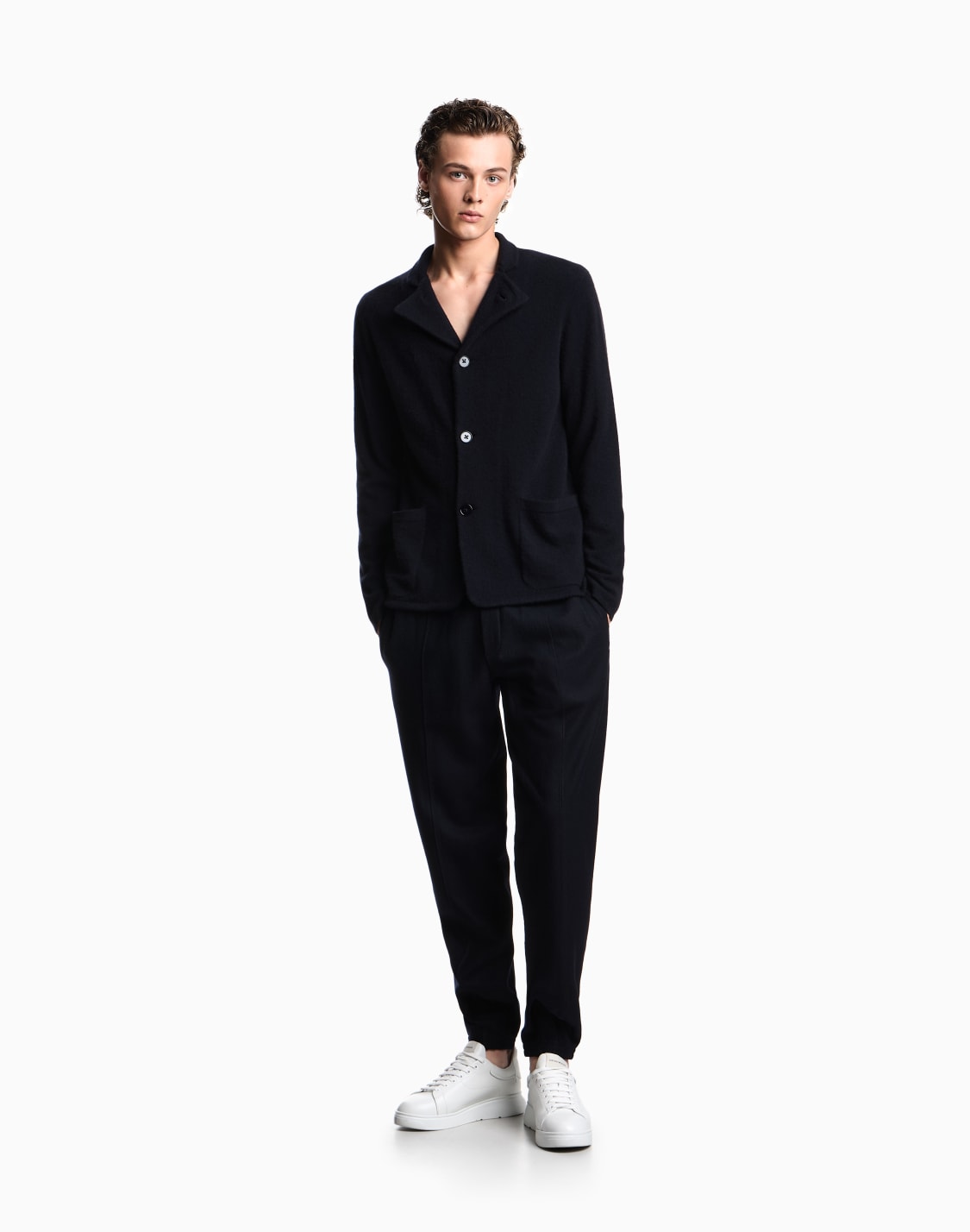 veste-icon-en-maille-rase-de-pur-cachemire-bleu-marine--emporio-armani