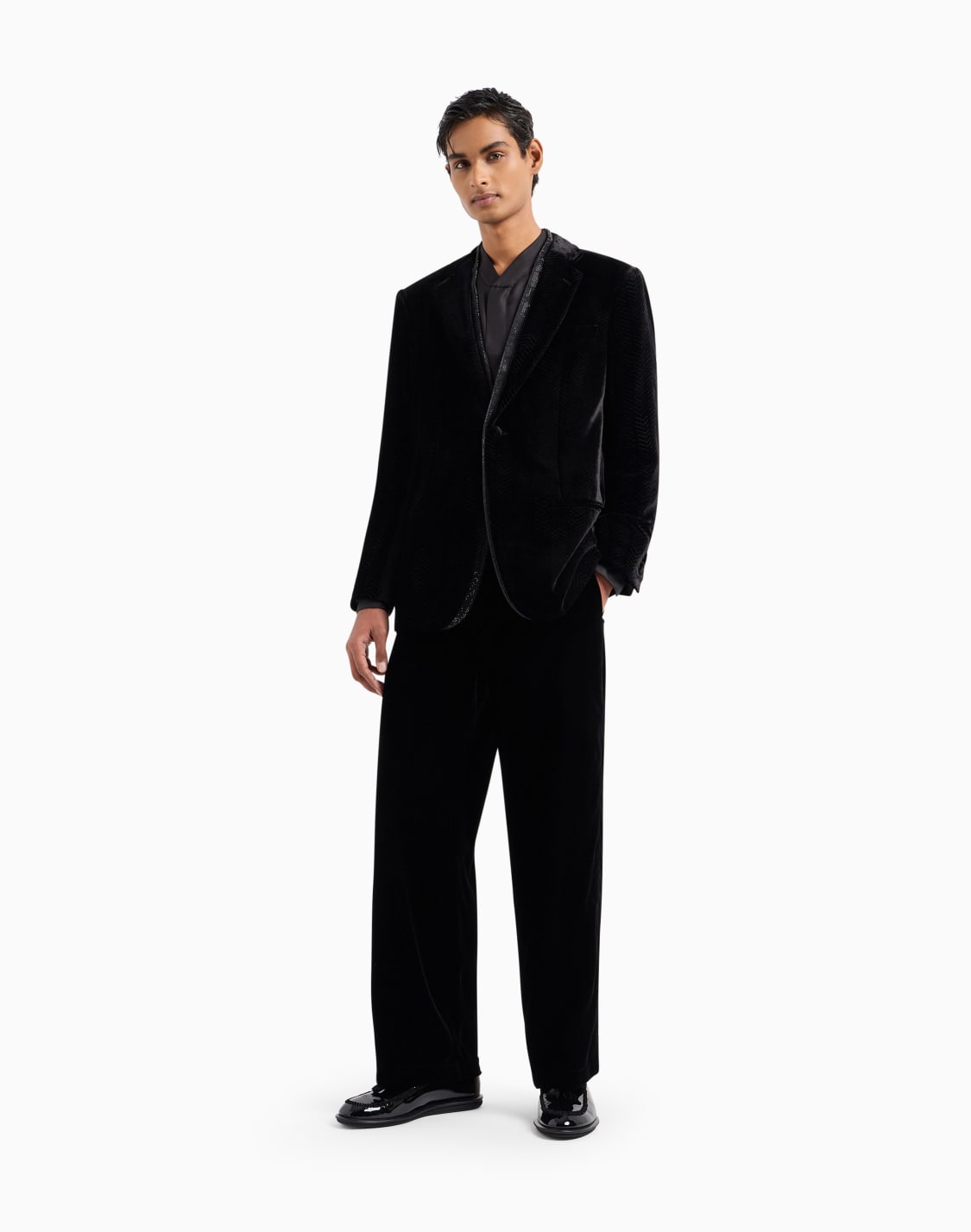 giorgios-single-breasted-tuxedo-jacket-in-a-chevron-print-velvet-black--giorgio-armani
