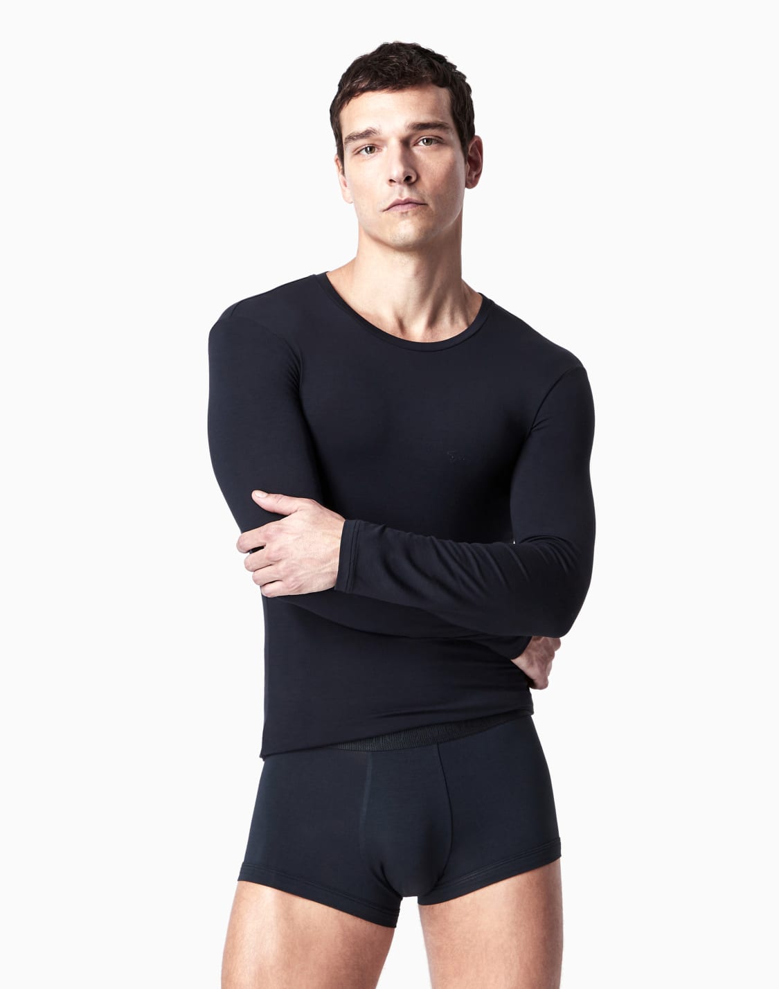 jersey-de-modal-con-firma-tono-sobre-tono-azul--giorgio-armani