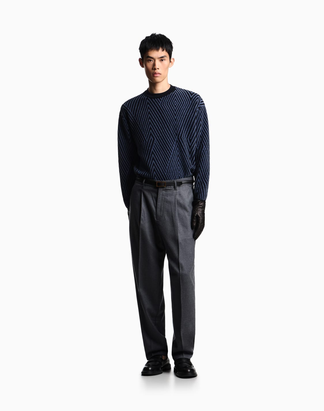 maxi-pullover-aus-einer-schurwoll-mischung-gefertigt-jacquard-stoff-in-rautenoptik-blau--emporio-armani