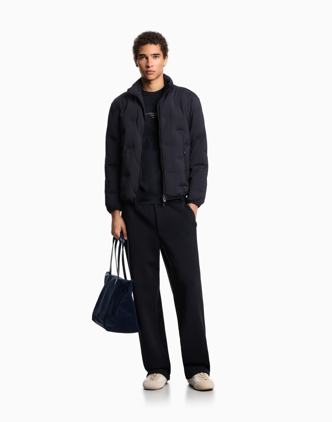 chaqueta-de-plumas-de-nailon-con-cremallera-completa-y-motivo-integral-de-microguilas-en-intarsia-azul-marino--emporio-armani