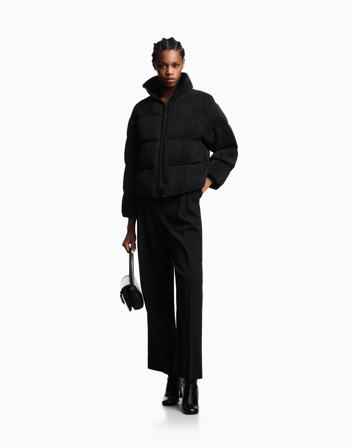 giubbotto-in-tessuto-tecno-pliss-nero--emporio-armani