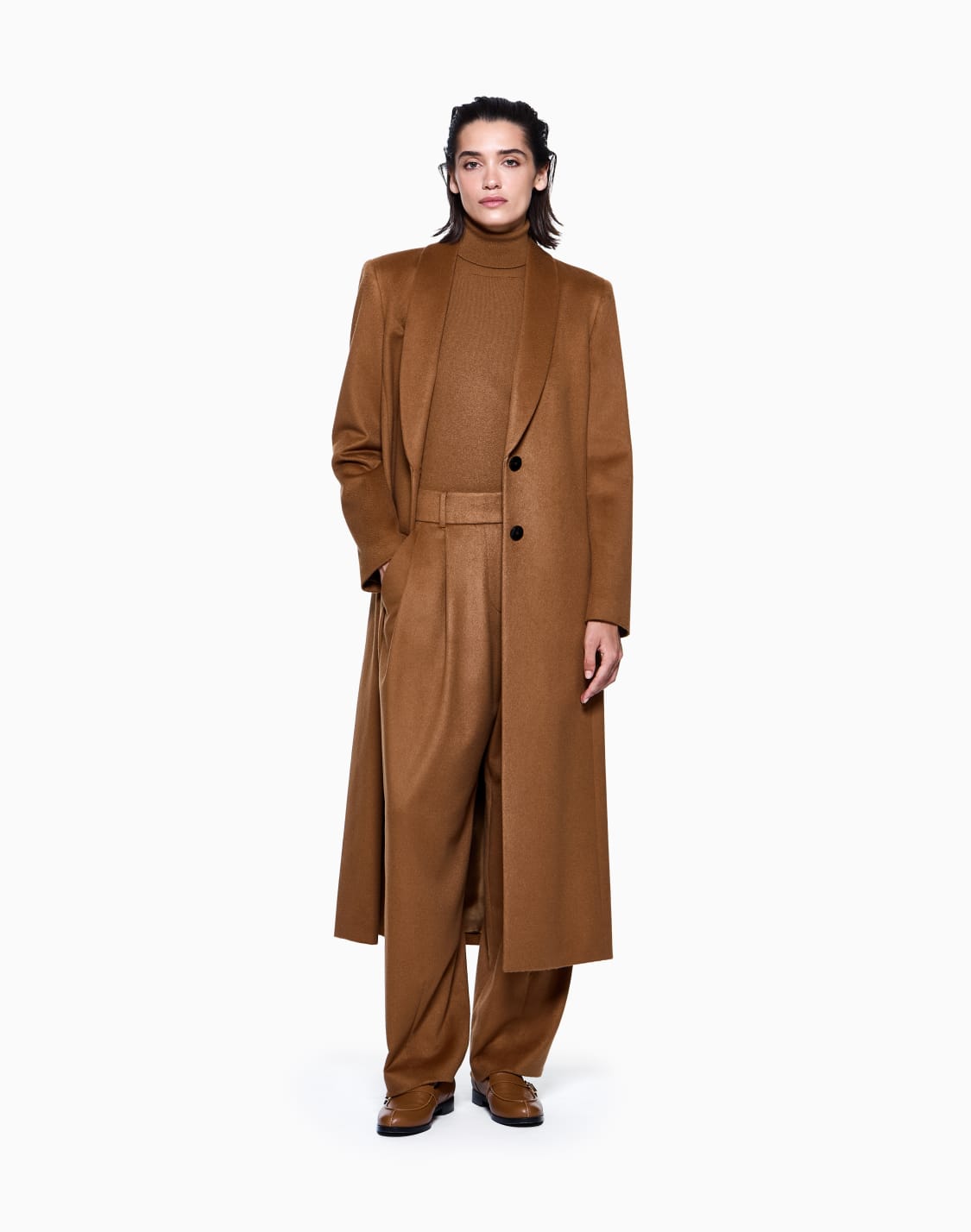 pantalon-deux-pinces-en-laine-de-vigogne-camel--giorgio-armani