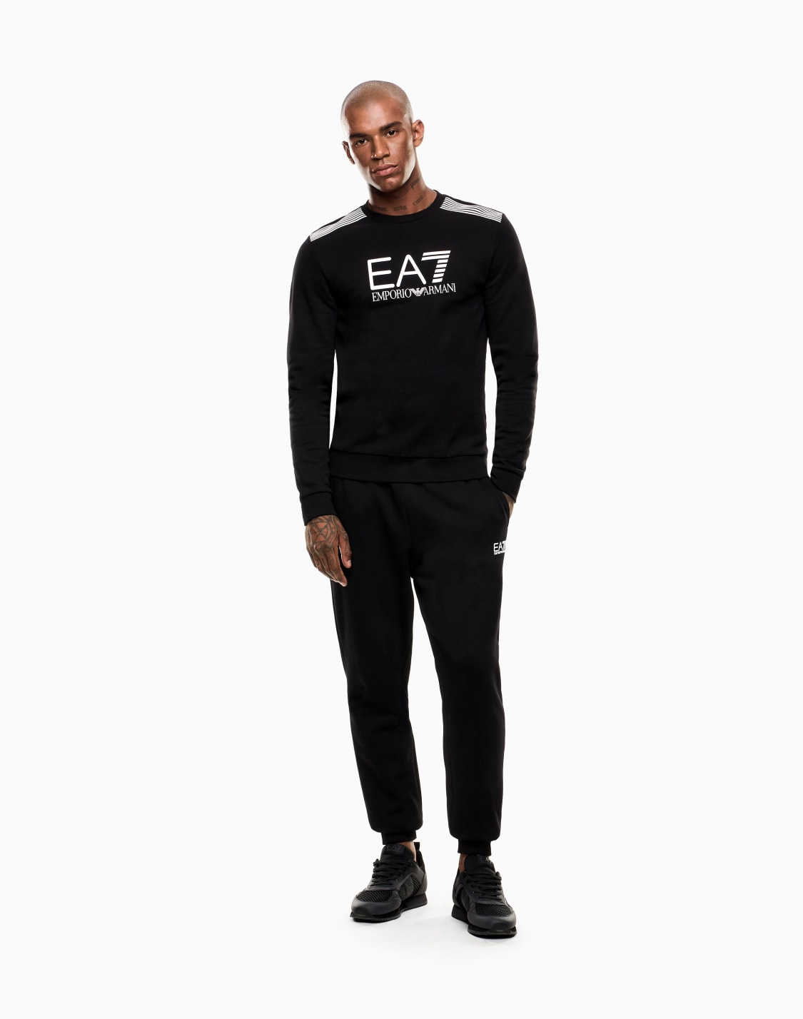 pantalones-de-chndal-de-mezcla-de-algodn-core-identity-negro--ea7