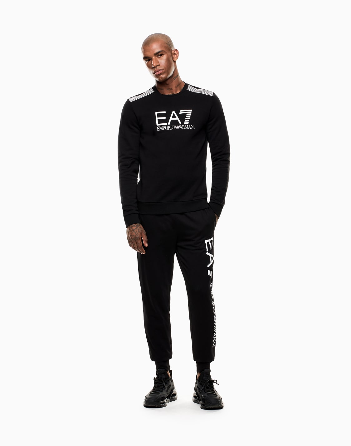 logo-series-cotton-joggers-black--ea7