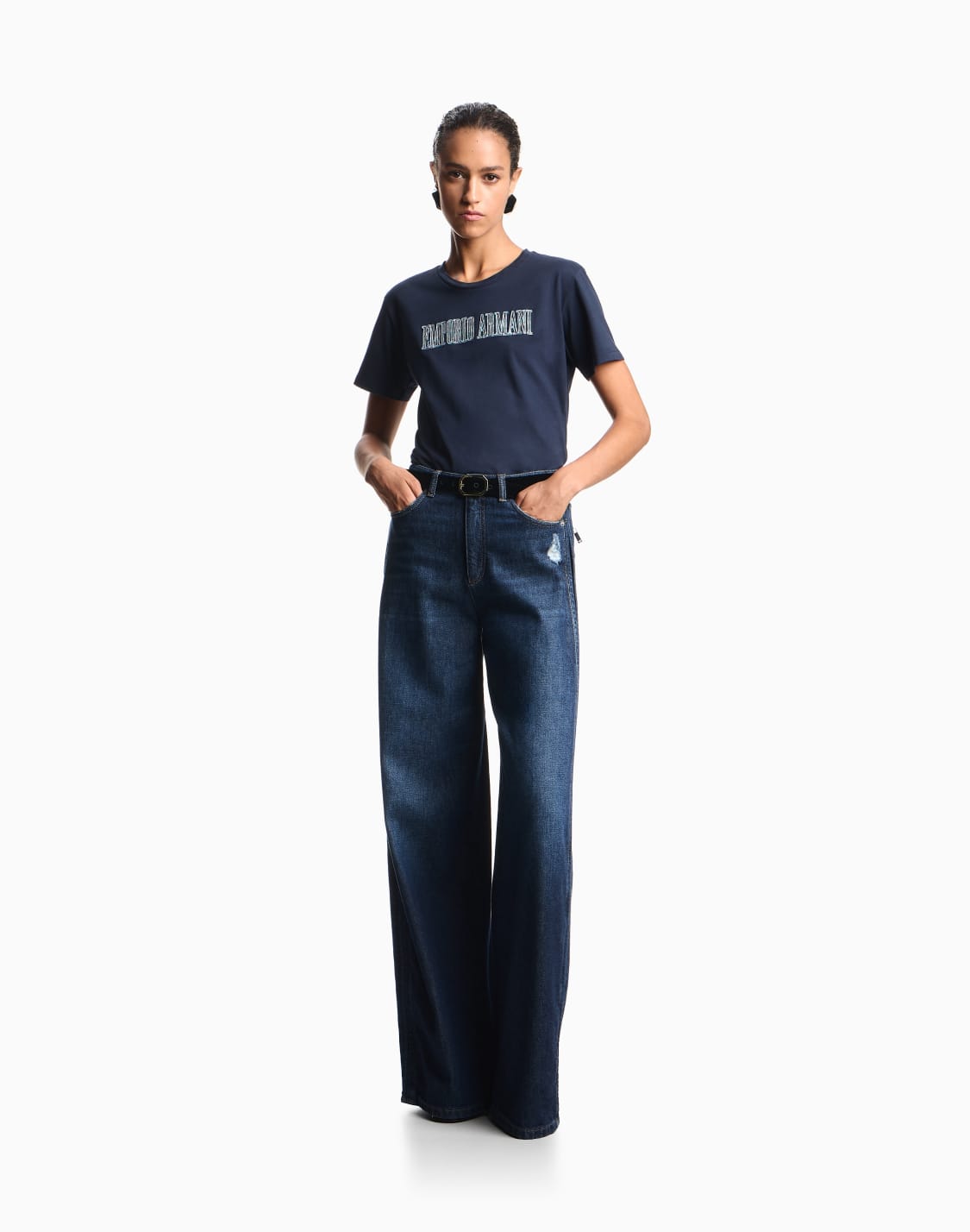 asv-oversize-t-shirt-aus-bio-jersey-mit-mehrfarbigem-logostick-marineblau--emporio-armani