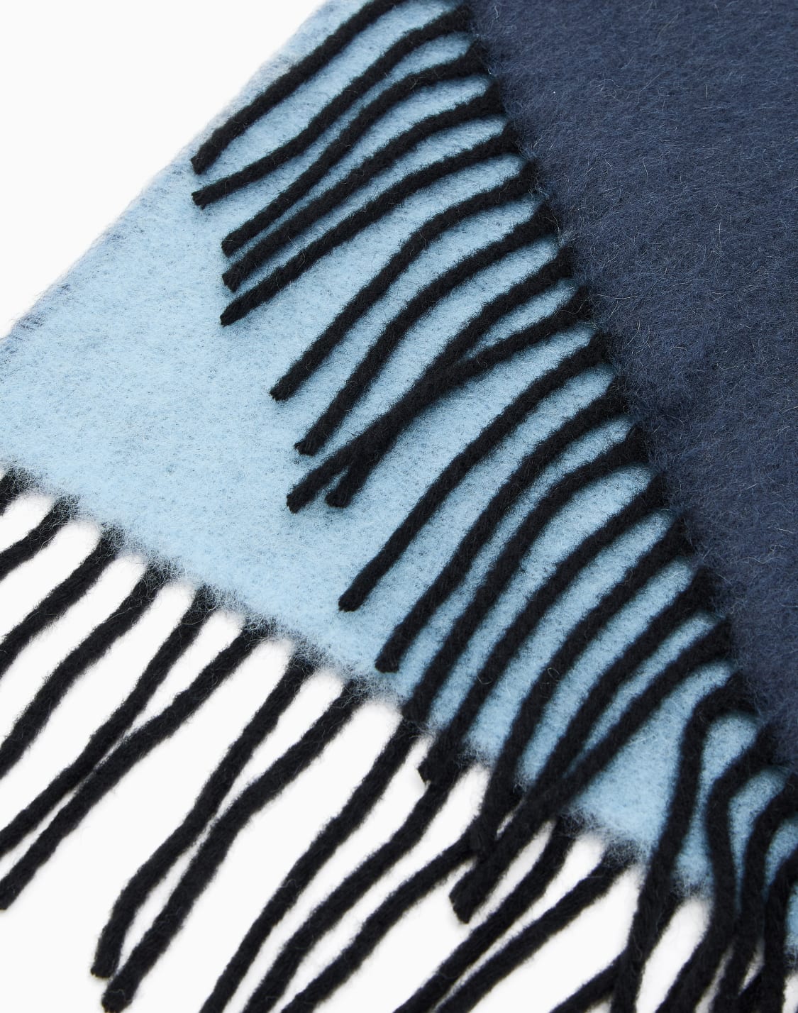 two-tone-wool-blend-scarf-with-oversized-lettering-blue--emporio-armani