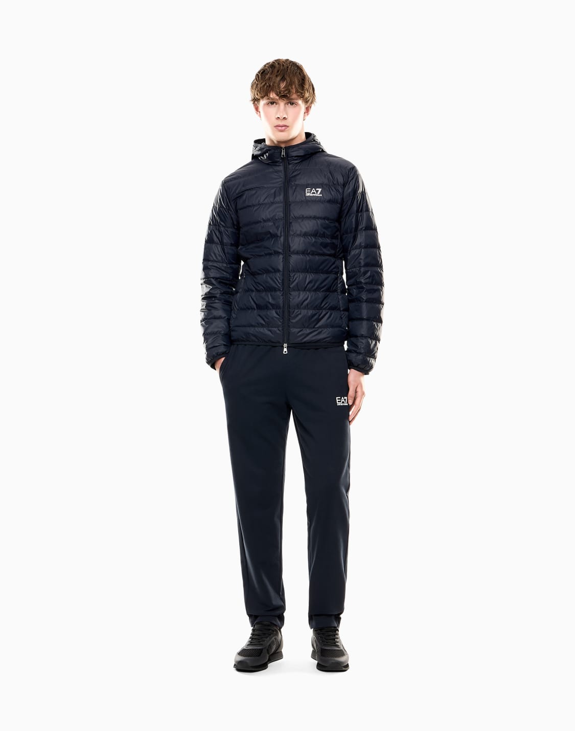 chaqueta-de-plumas-plegable-core-identity-con-capucha-azul--ea7
