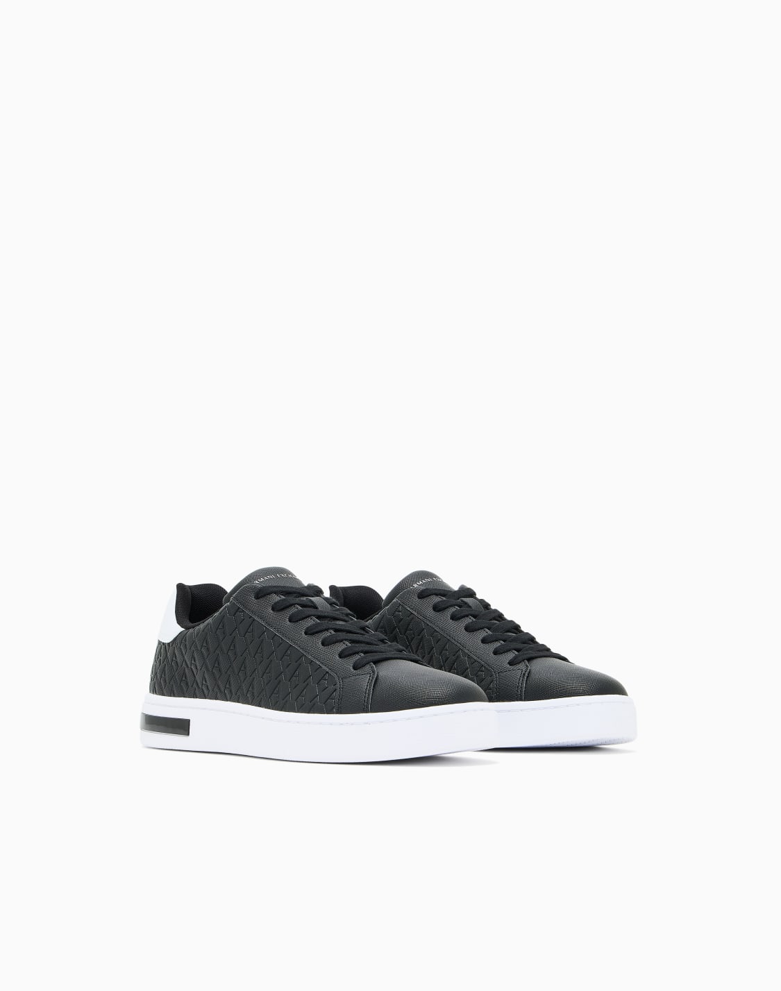 baskets-lacets-et-logo-emboss-all-over-noir--armani-exchange