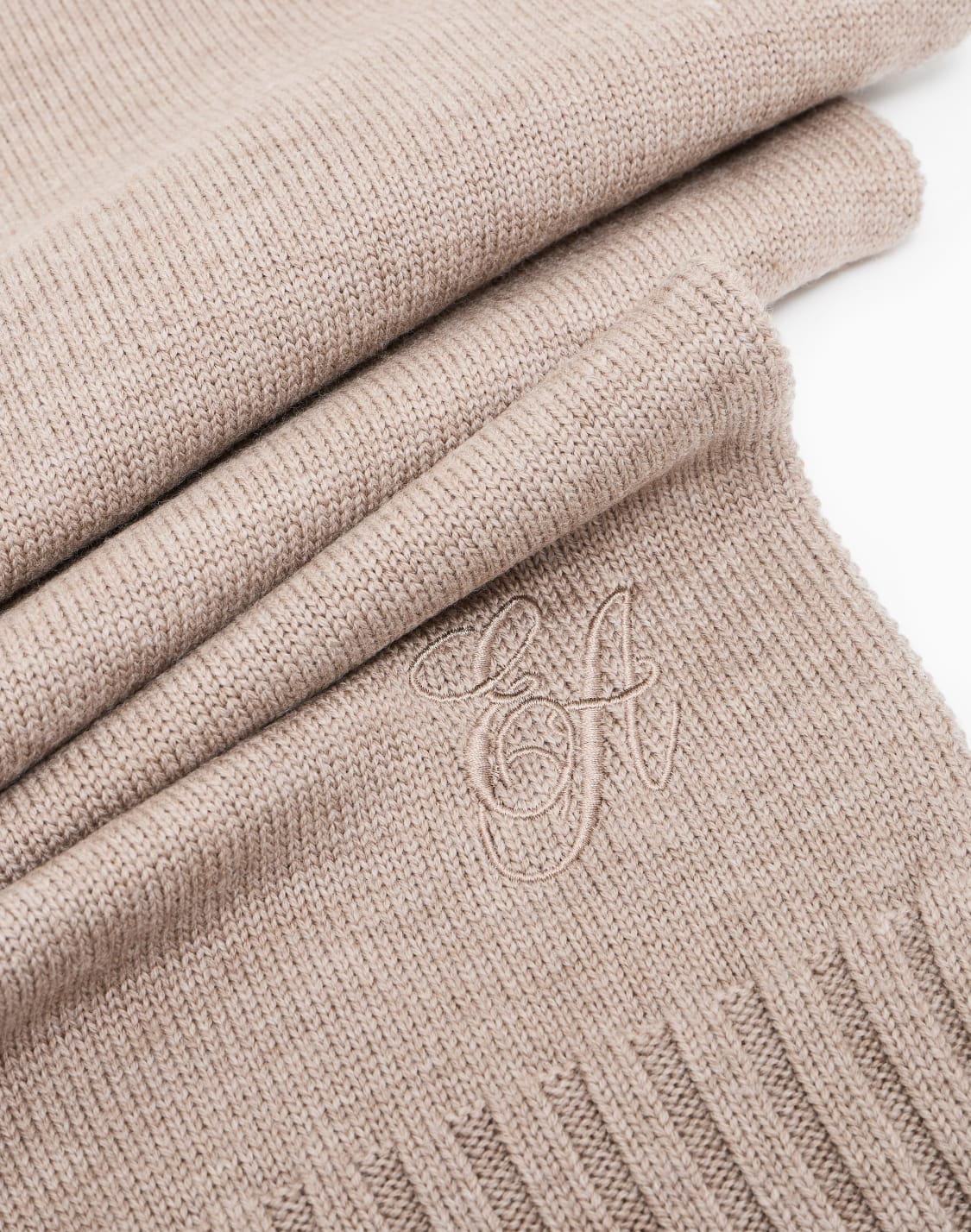 wool-scarf-with-ea-signature-logo-embroidery-beige--emporio-armani