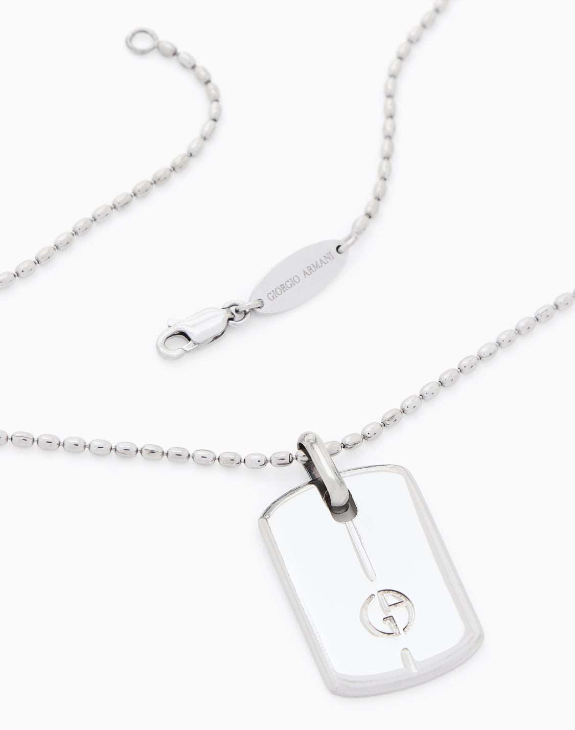 collier-en-argent-avec-plaque-logo-argent--giorgio-armani