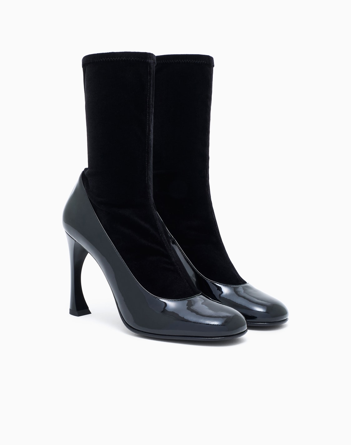 アンクルブツ-ベルベットパテントレザ-カブヒル-ブラック--emporio-armani