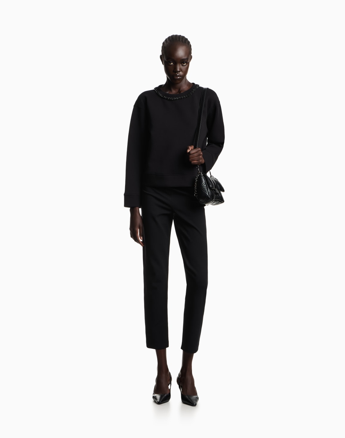 sweat-shirt-ras-du-cou-en-jersey-double-avec-dtail-en-strass-asv-noir--emporio-armani