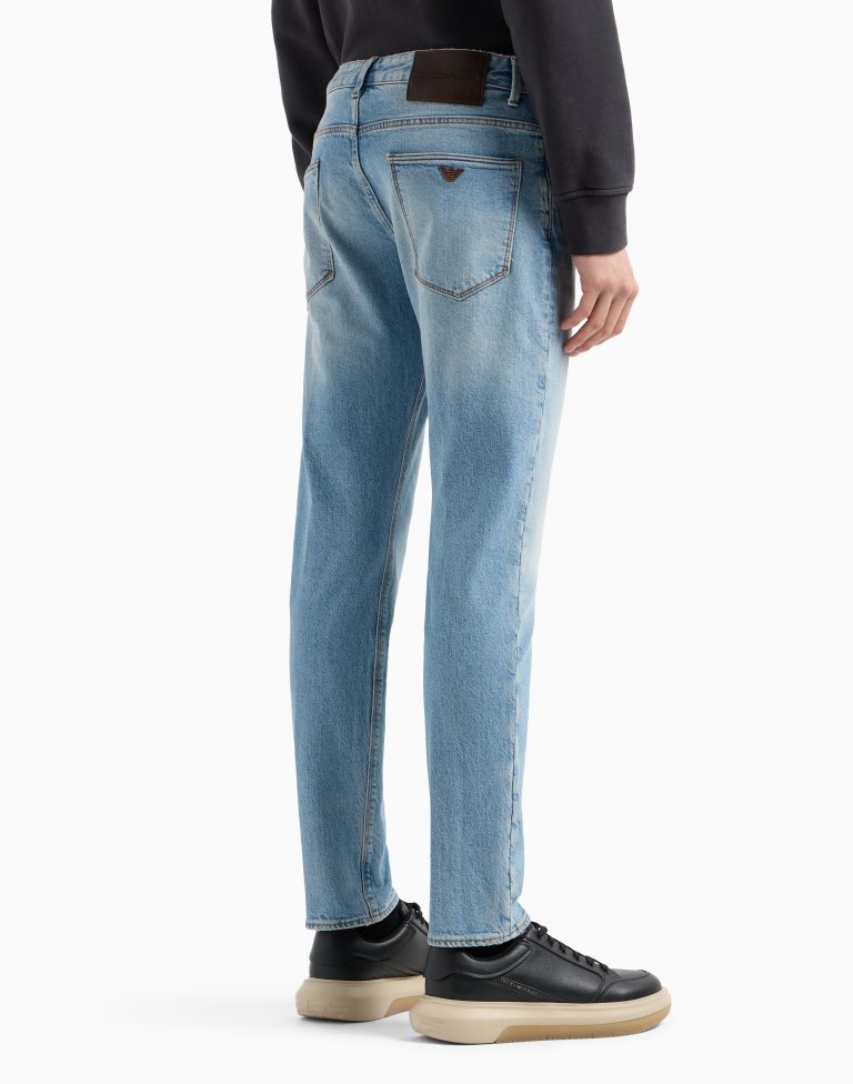 armani jeans fit