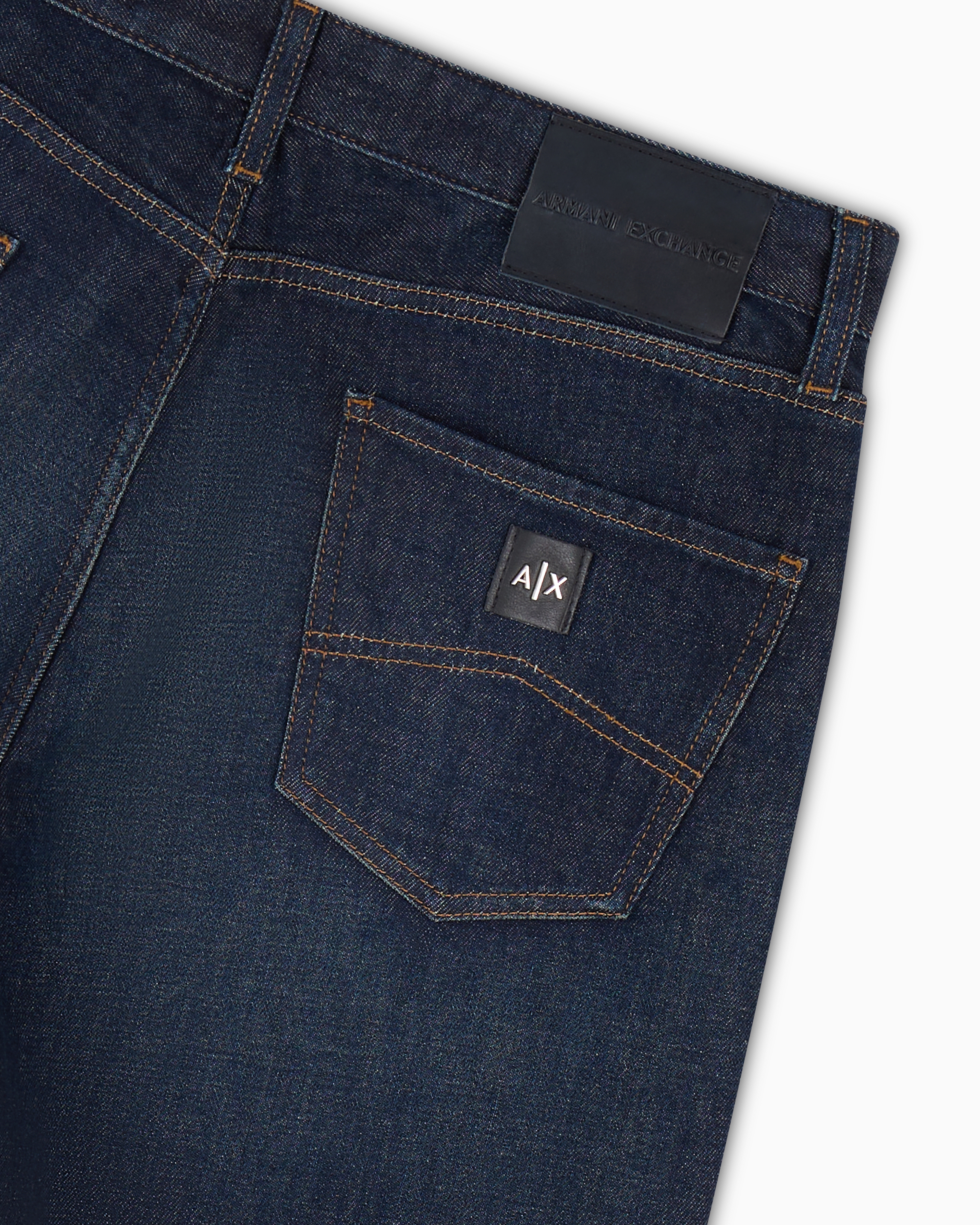 デニム・ジーパン Armani Exchange 6RYJ51 Y11FZ CARROT Jeans J51 carrot fit jeans in stiff denim with embroidered