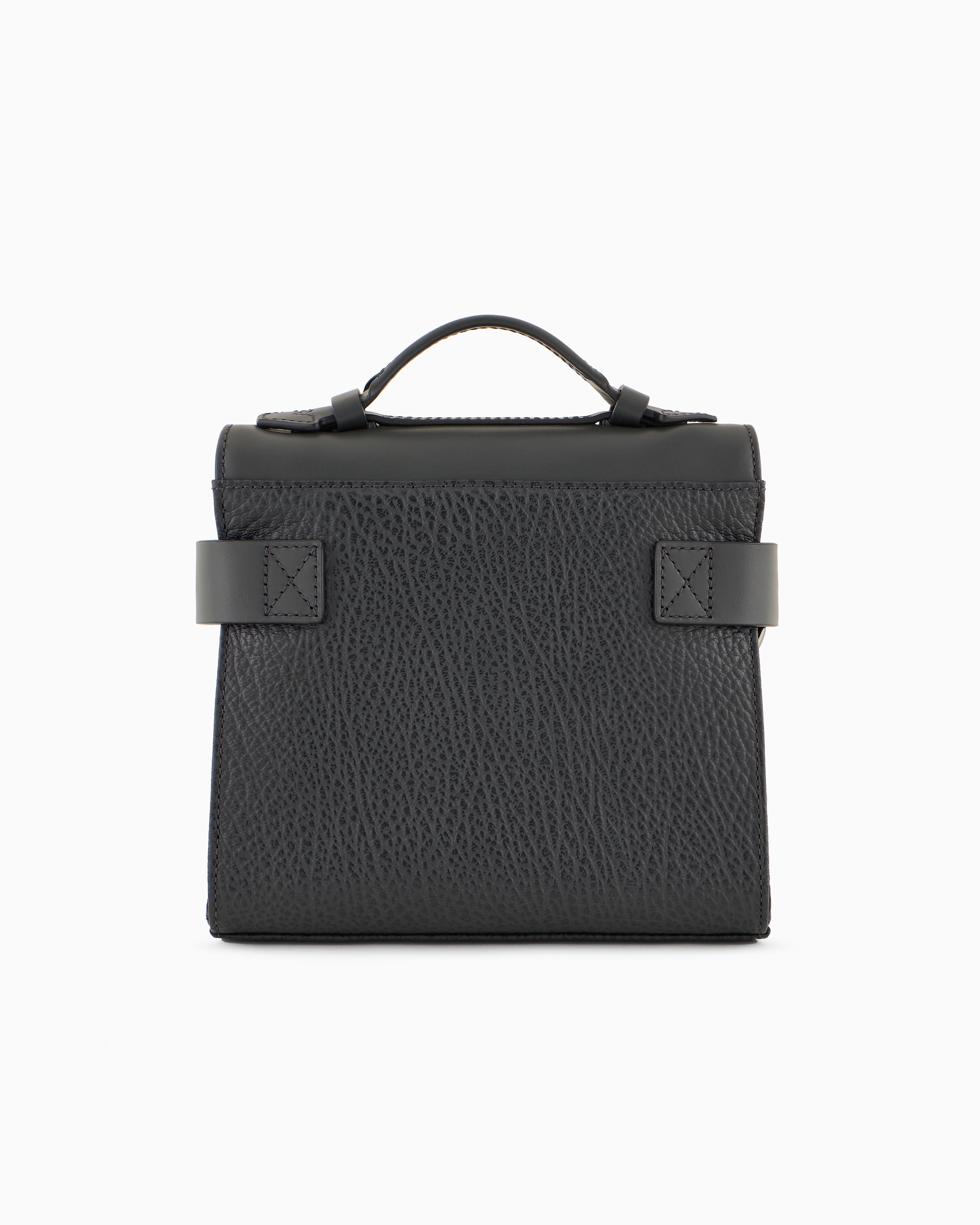 ARMANI EMPORIO 黒 レザー バッグ 未使用級✨】EMPORIO ARMANI ショルダーバッグ レザー 黒 - メルカリ