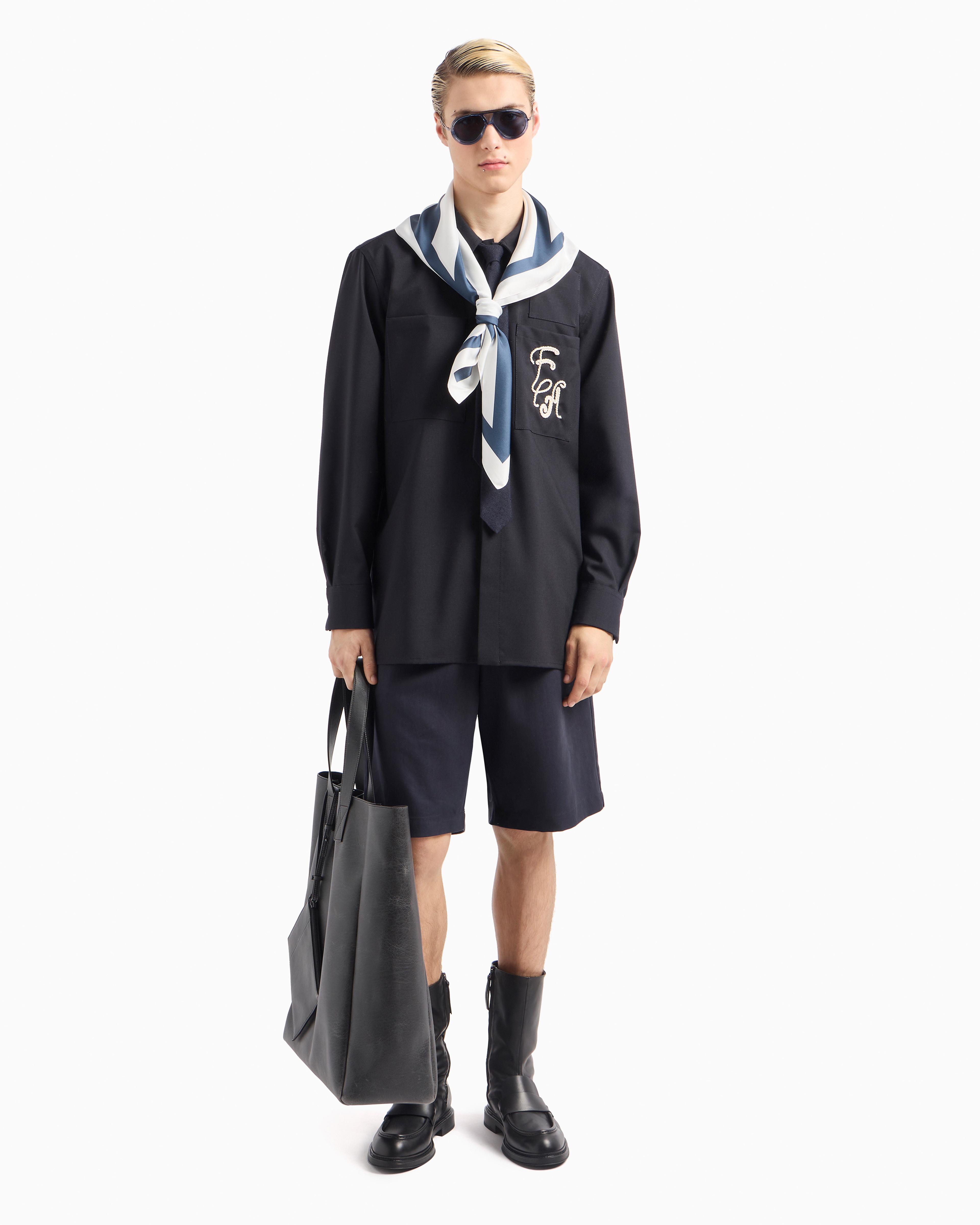 Emporio Armani Textured Regular Fit Pleated Bermuda Shorts In Bleu Marine
