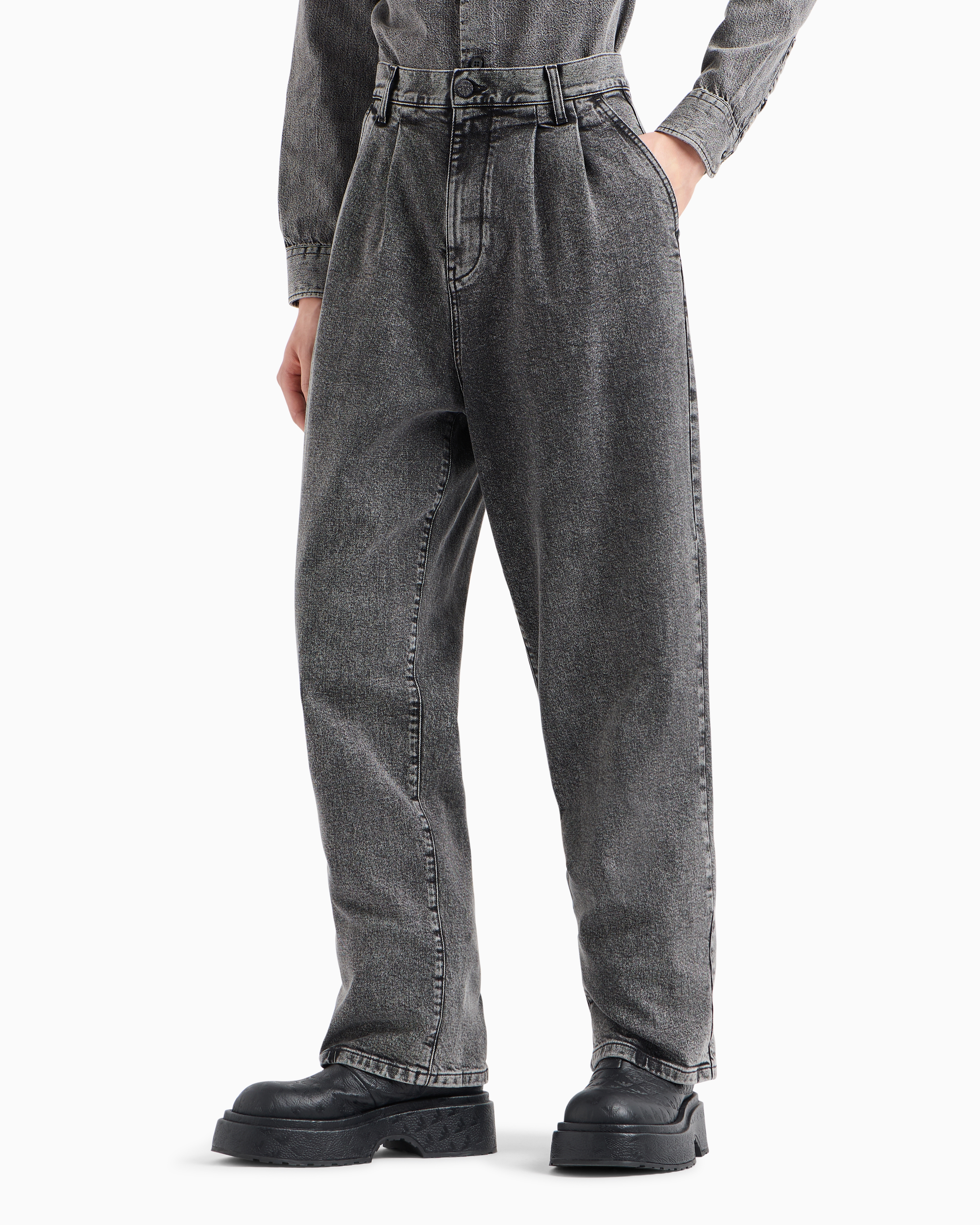 Emporio Armani Official Store Garment-treated Denim Jeans With Darts In Schwarz