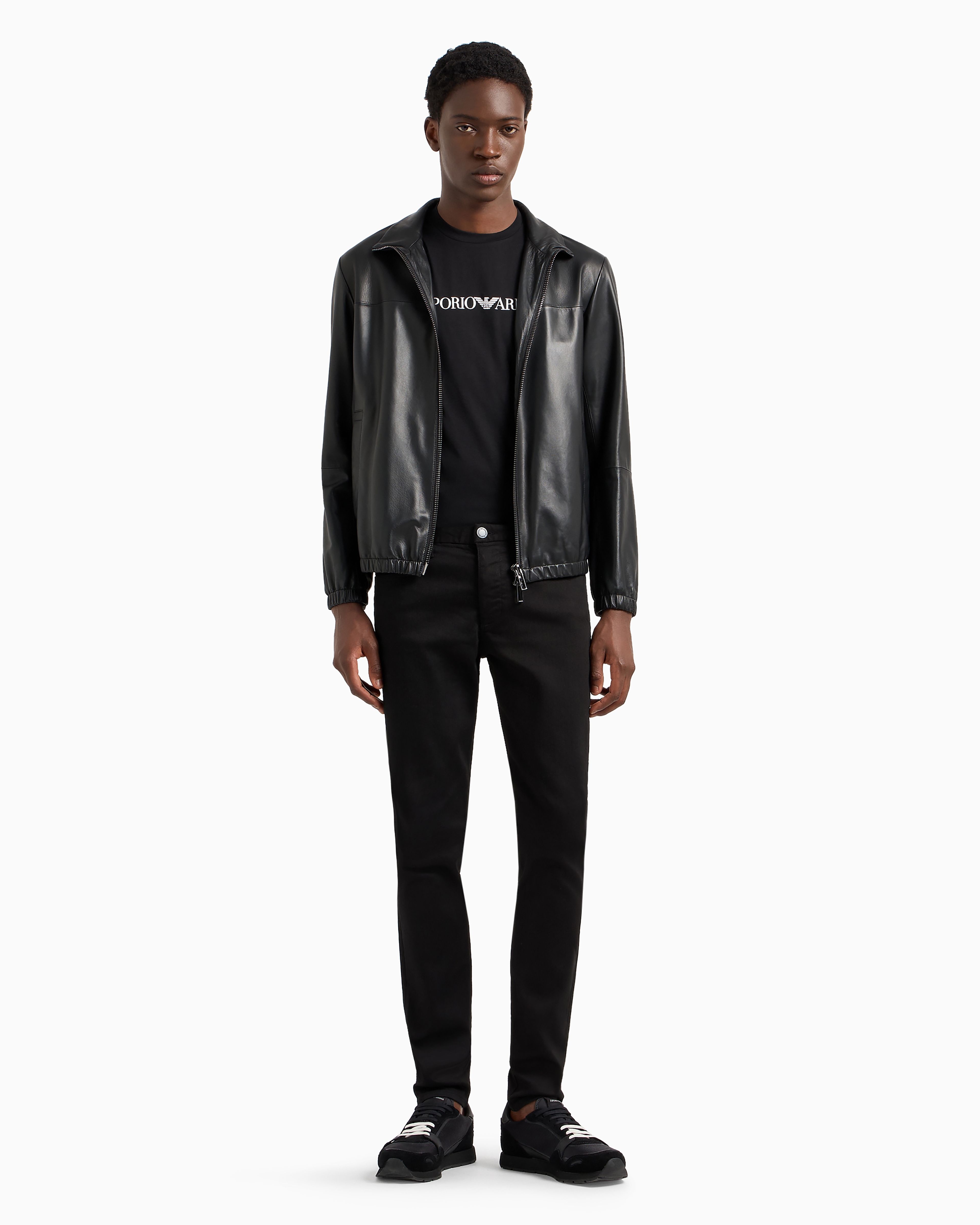 Emporio Armani T-shirt With Round Neck And Short Sleeves In Black