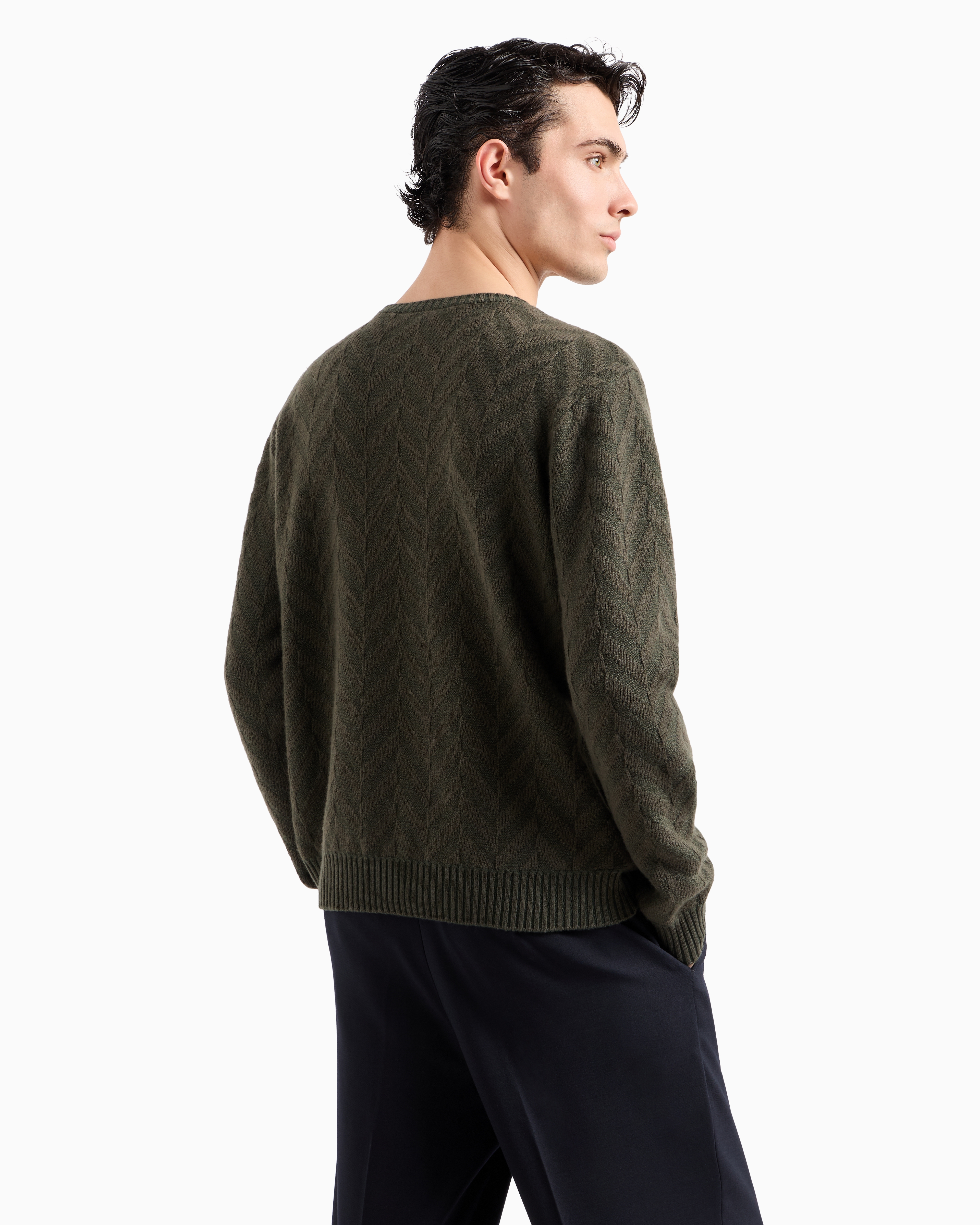 Emporio Armani Official Store Icon Virgin-wool Jumper With Two-tone Jacquard Chevron Motif In Vert Militaire