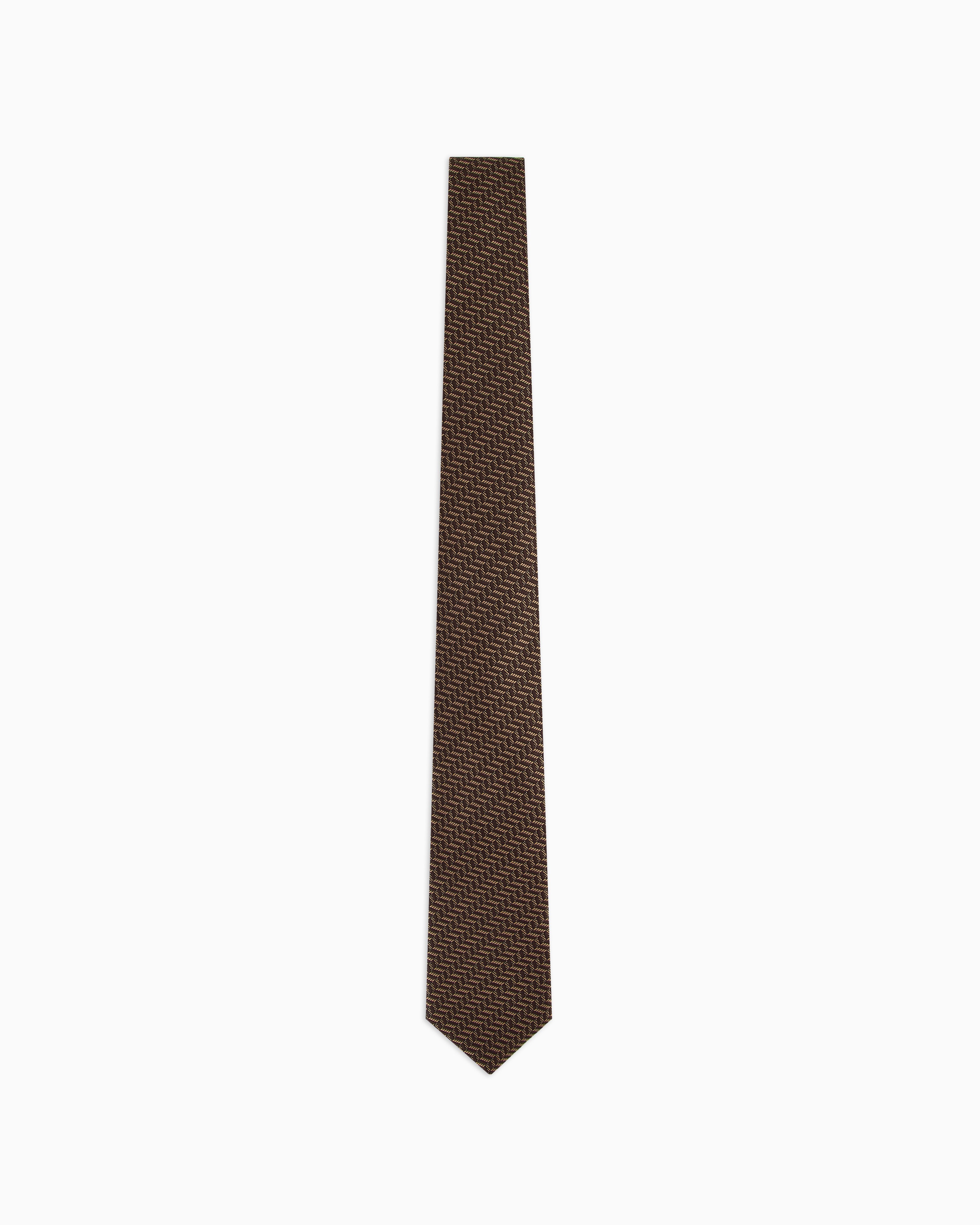 Giorgio Armani Official Store Silk Tie With Jacquard Chevron Motif In Buff