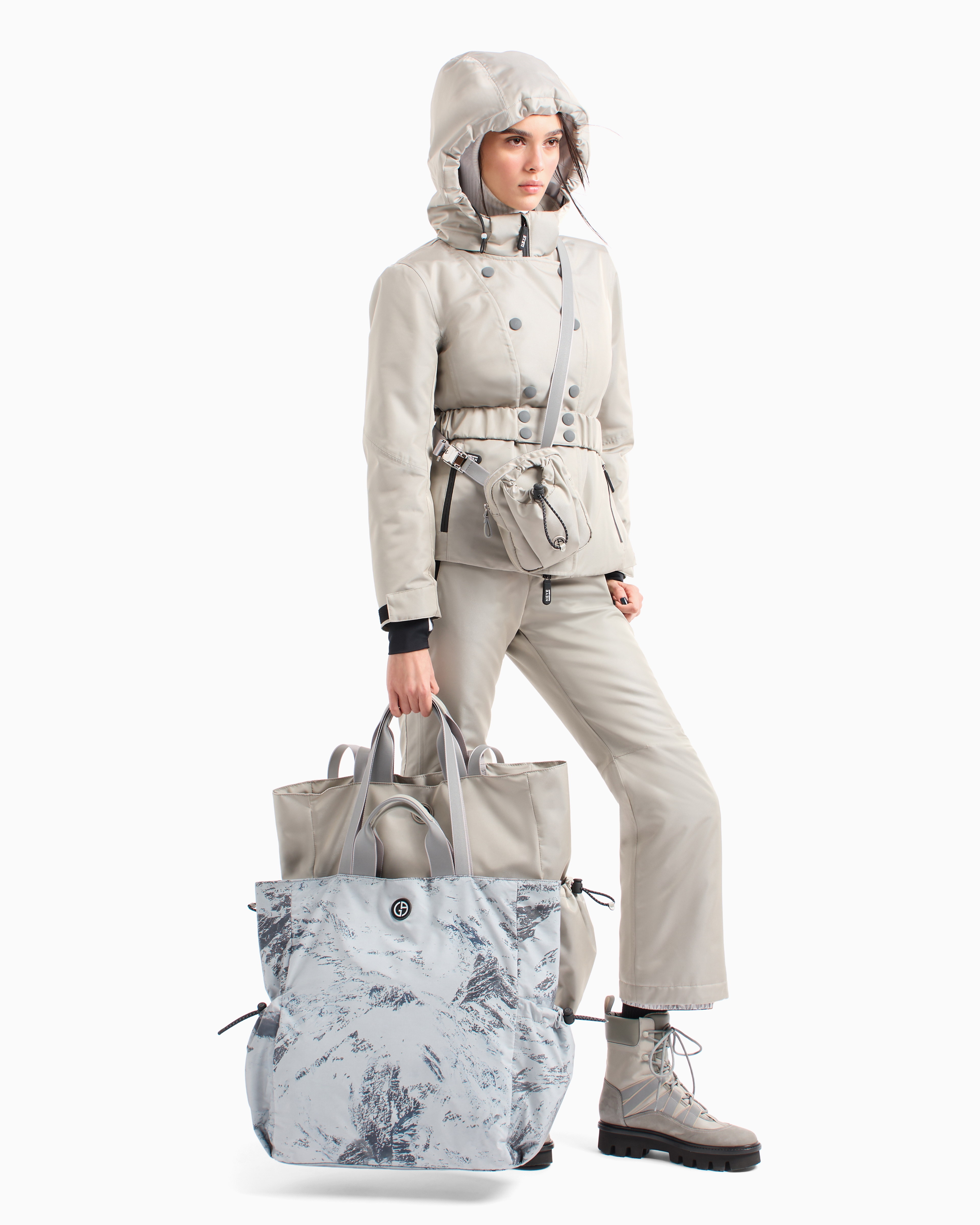 Giorgio Armani Neve Hooded Jumper In A Blend Of Cashmere And Virgin Wool In White