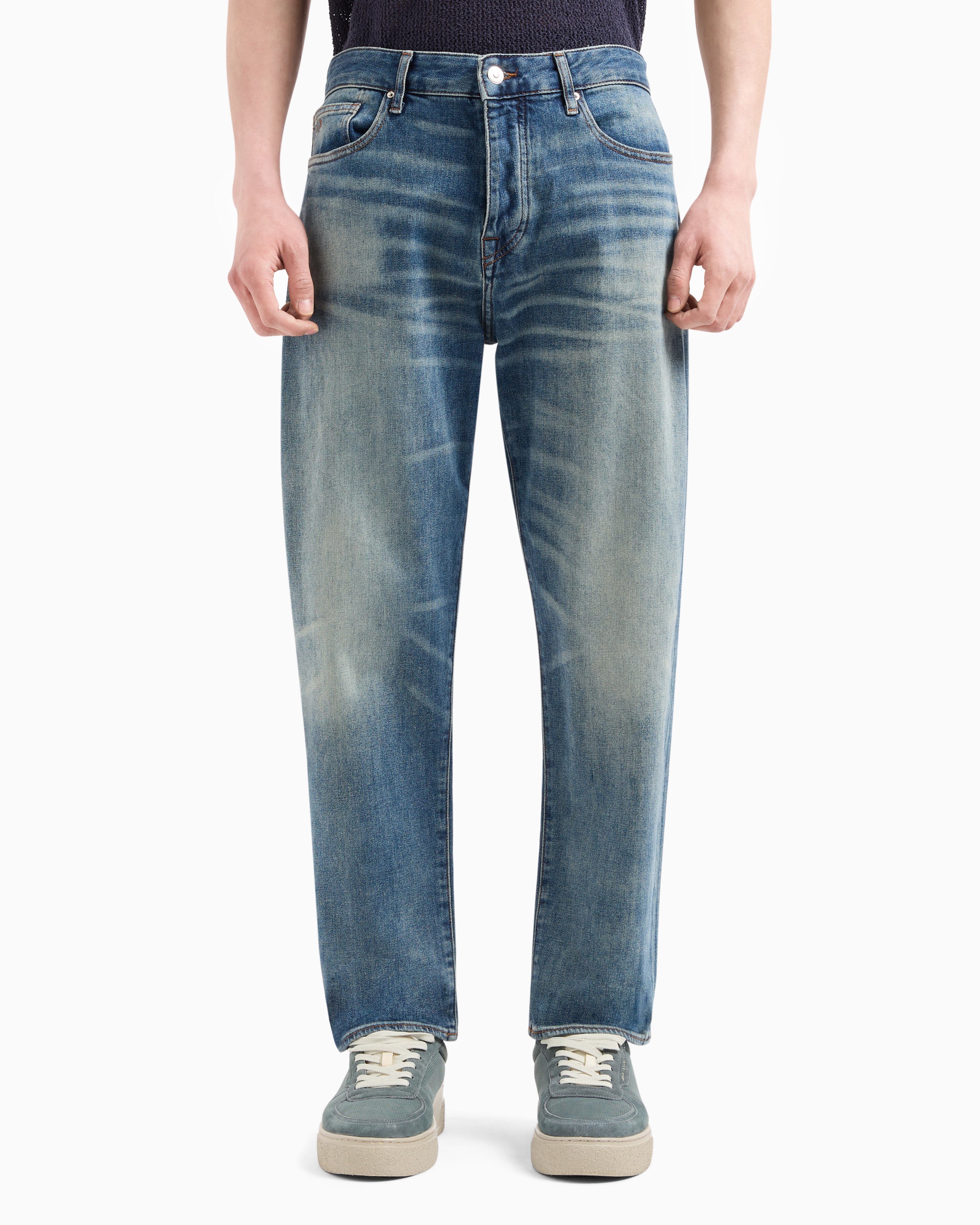 Tapered Jeans