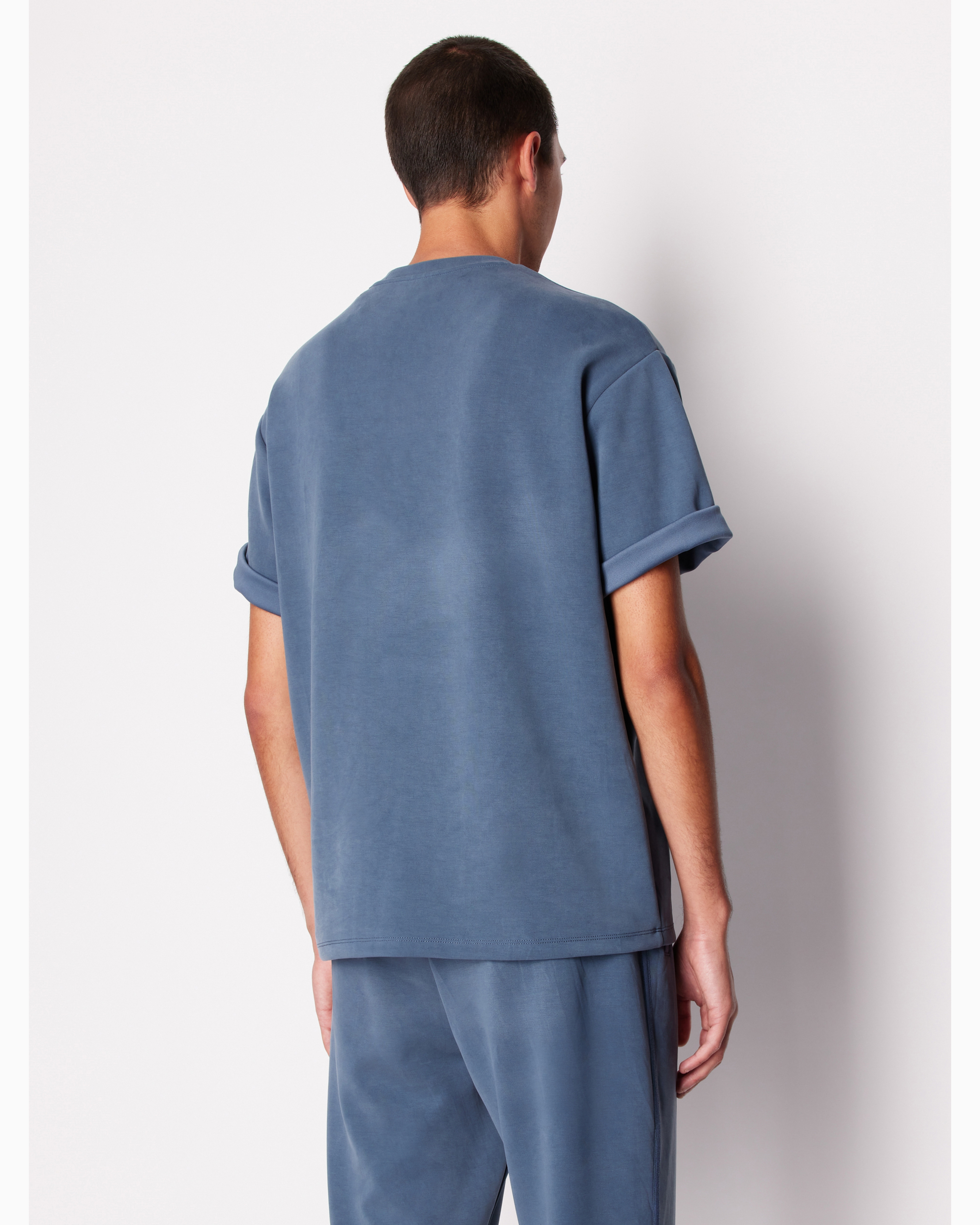Relaxed fit T-shirt with round neck and logo